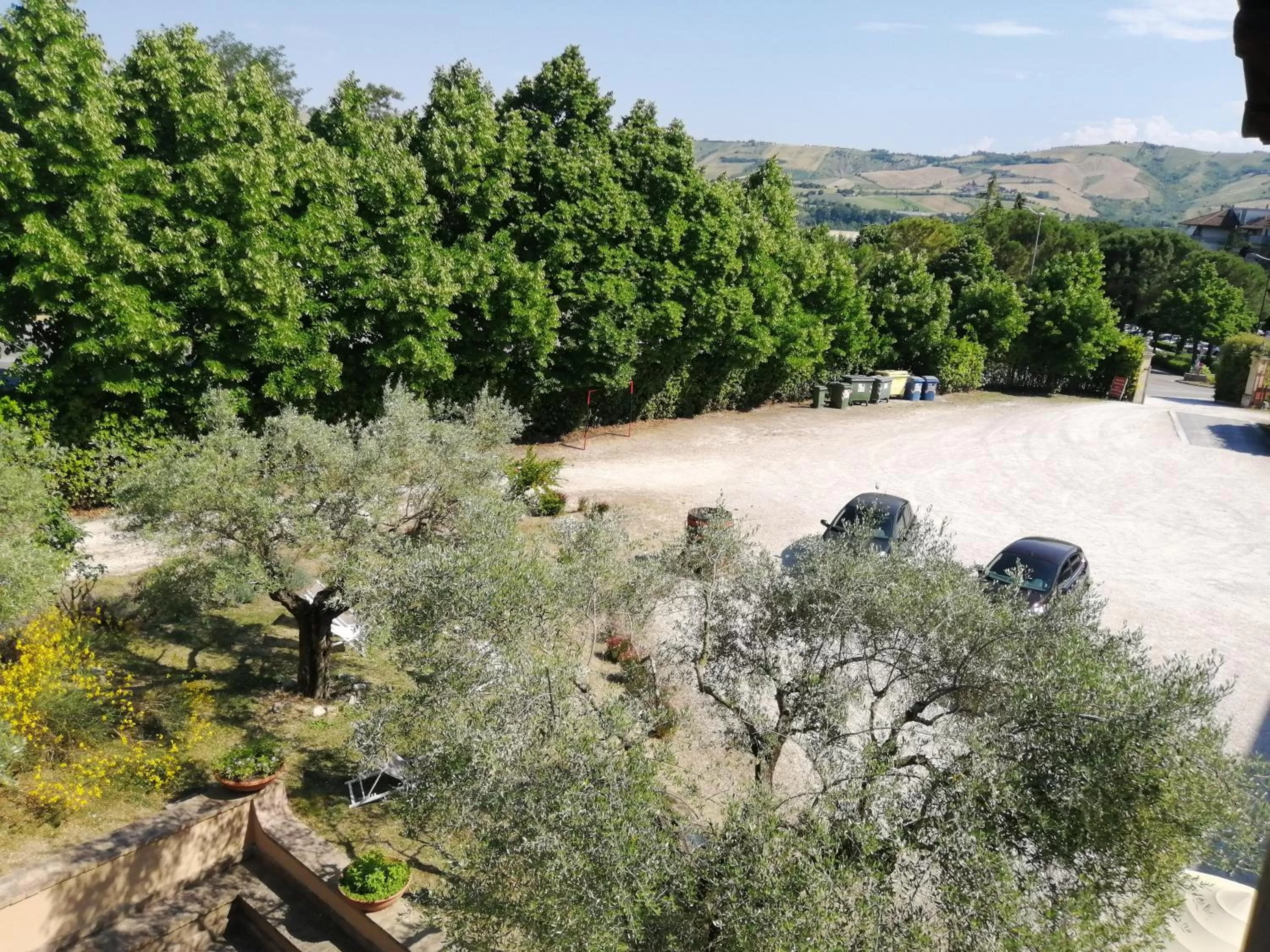 Parking in La Casetta del Cantiniere