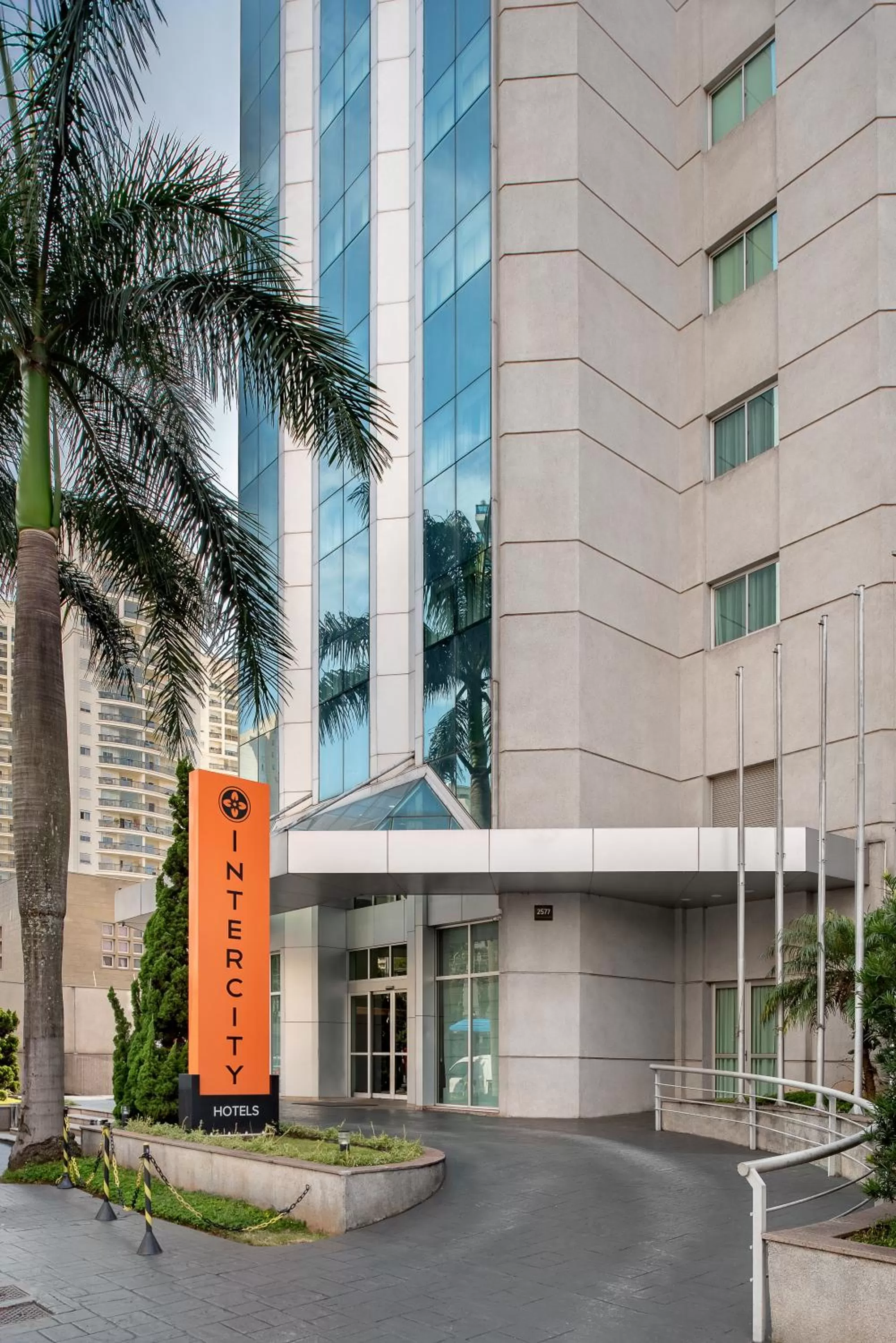 Facade/entrance in Intercity São Paulo Ibirapuera