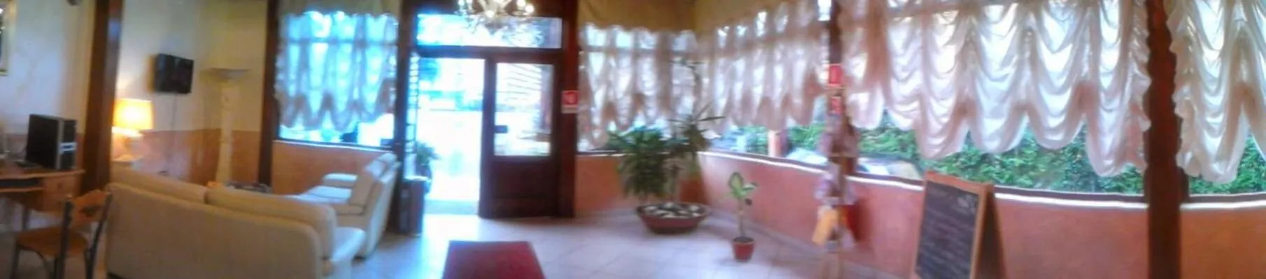 Decorative detail in Green Park Hotel