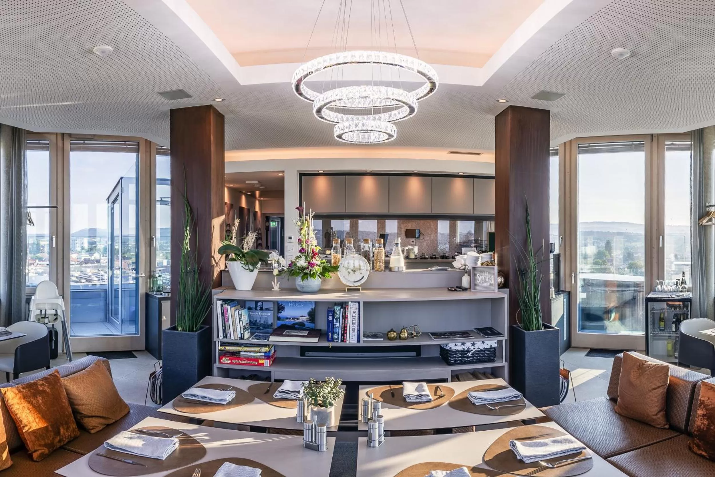 Restaurant/places to eat in aquaTurm Hotel & Energie