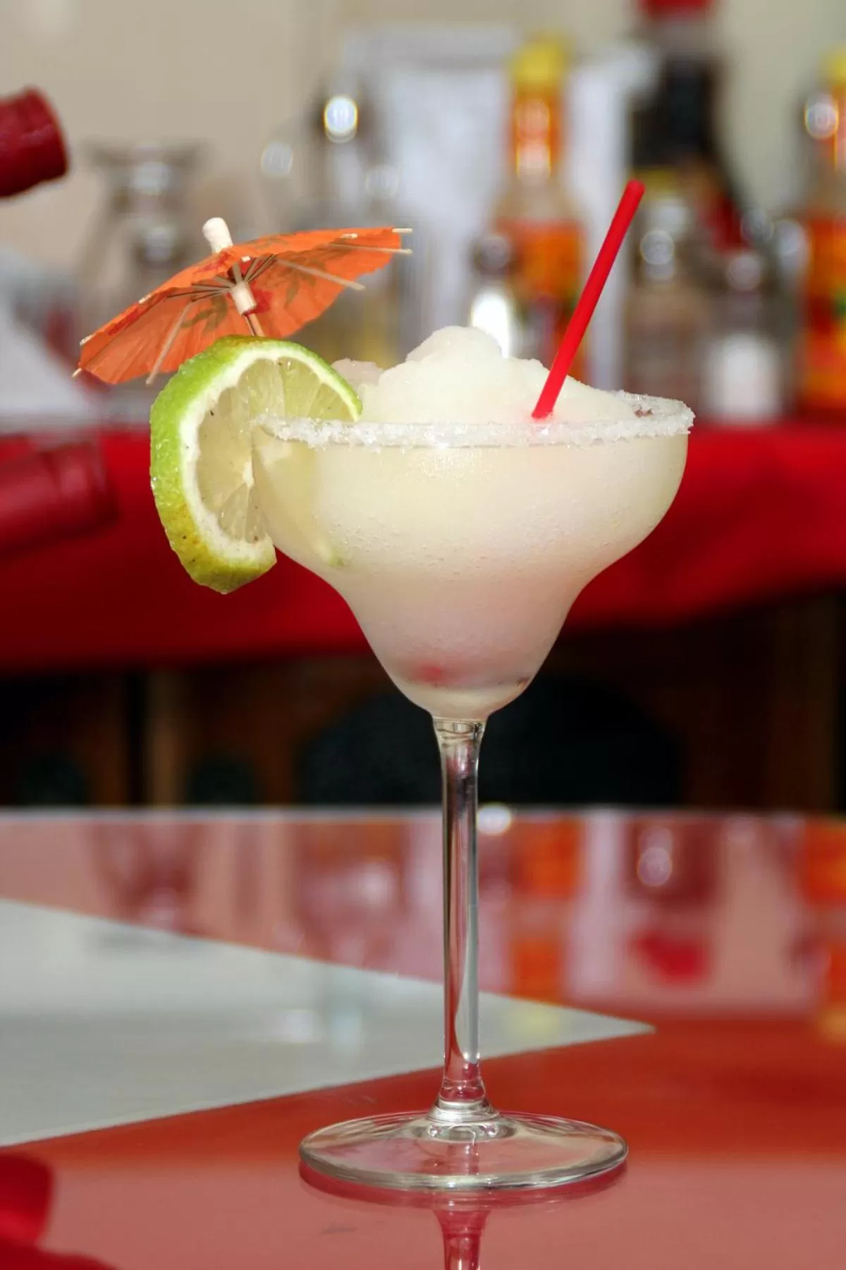 Restaurant/places to eat, Drinks in Hotel Iberia