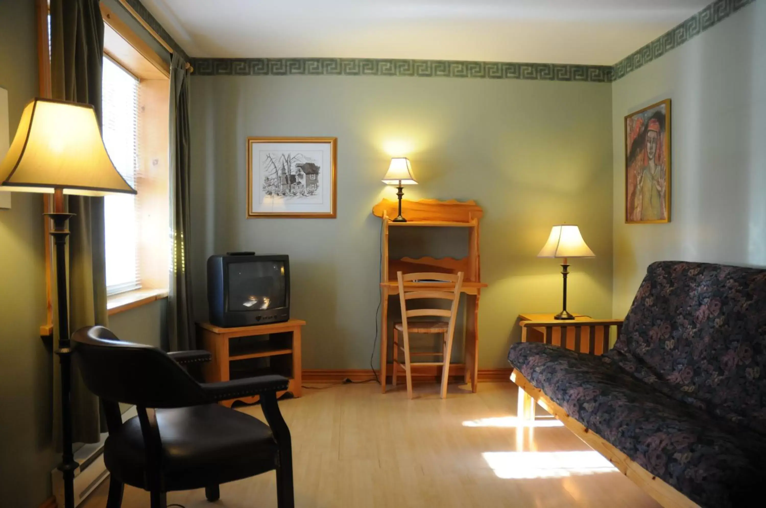 One-Bedroom Apartment in Aux petits oiseaux One-Bedroom Apartment in Aux petits oiseaux