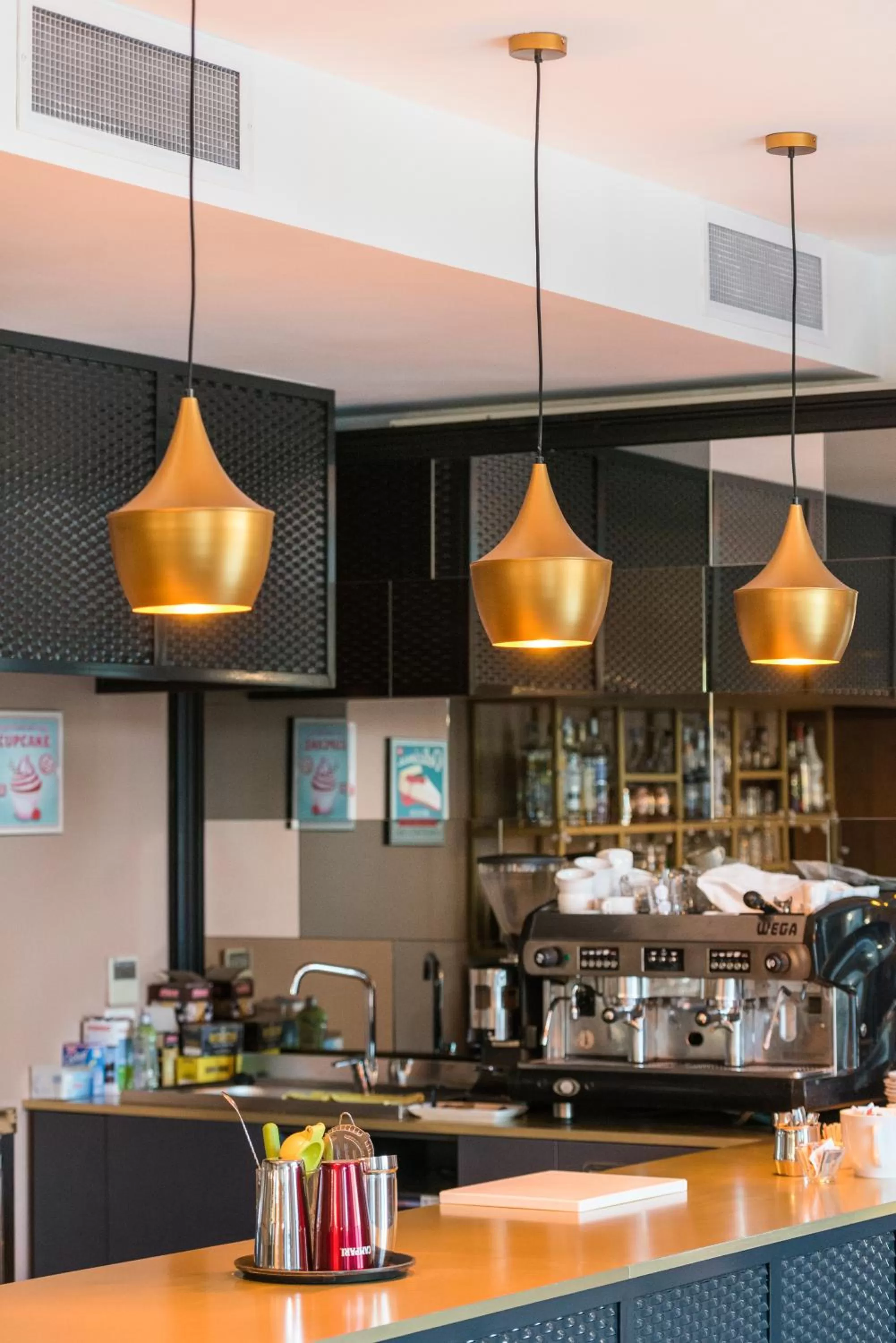 Lounge or bar in Rivalta Life Style Hotel