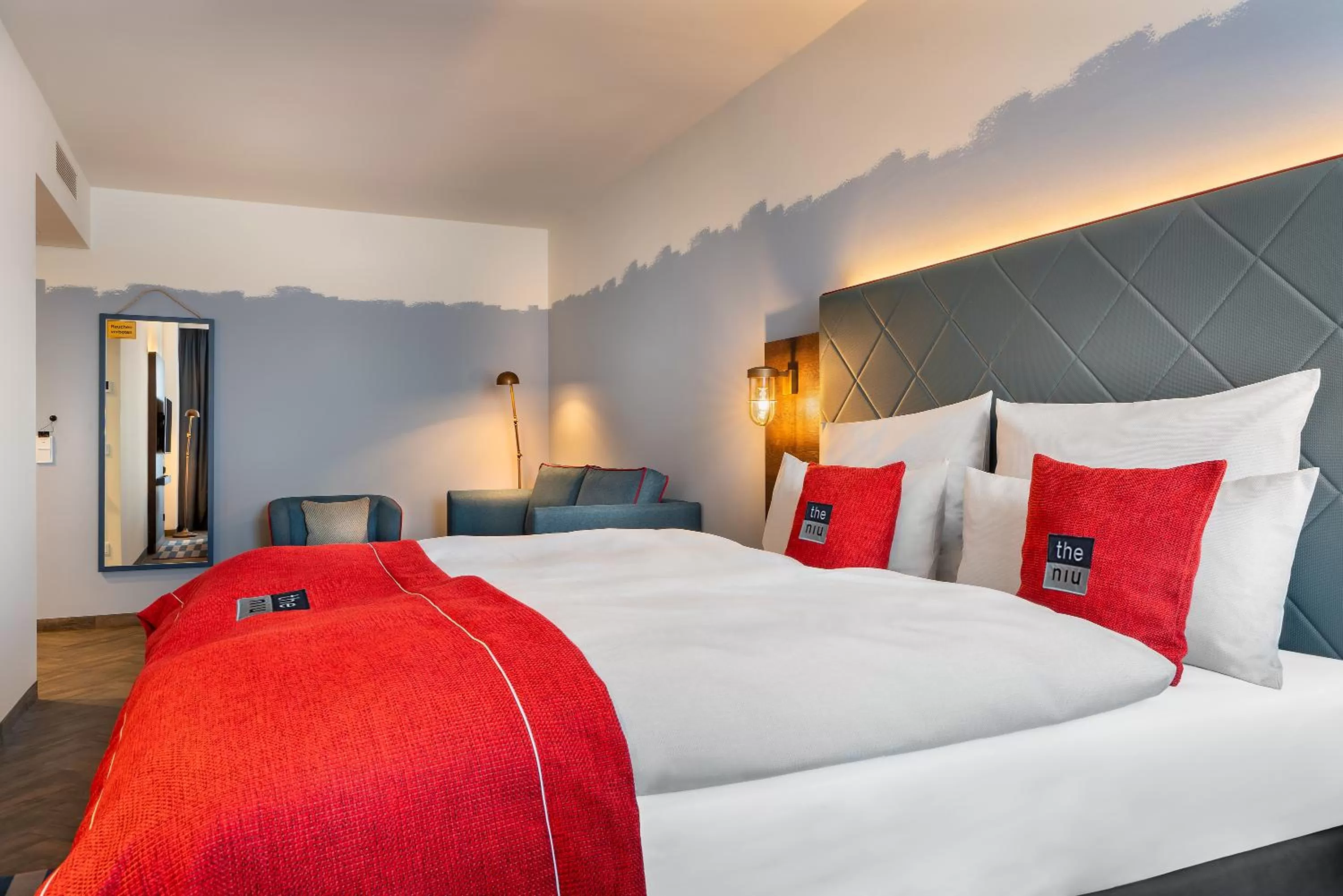 Bedroom, Bed in Holiday Inn - the niu, Keg Hamburg Ost by IHG