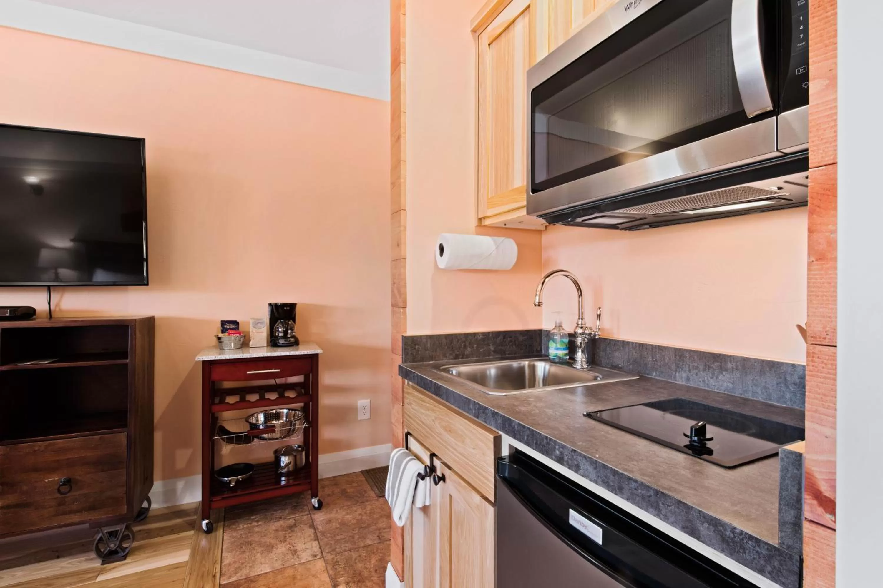 Kitchen or kitchenette in Moab Springs Ranch