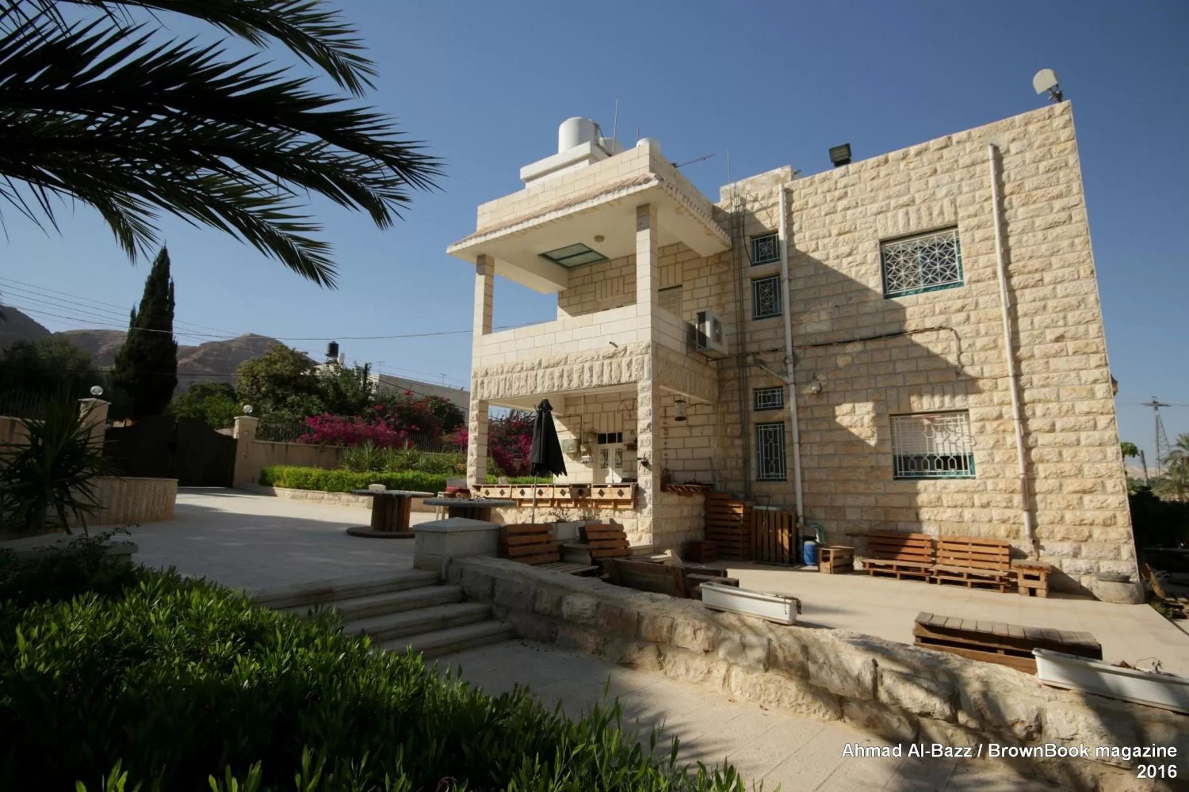 Patio, Property Building in Auberg-Inn Guesthouse