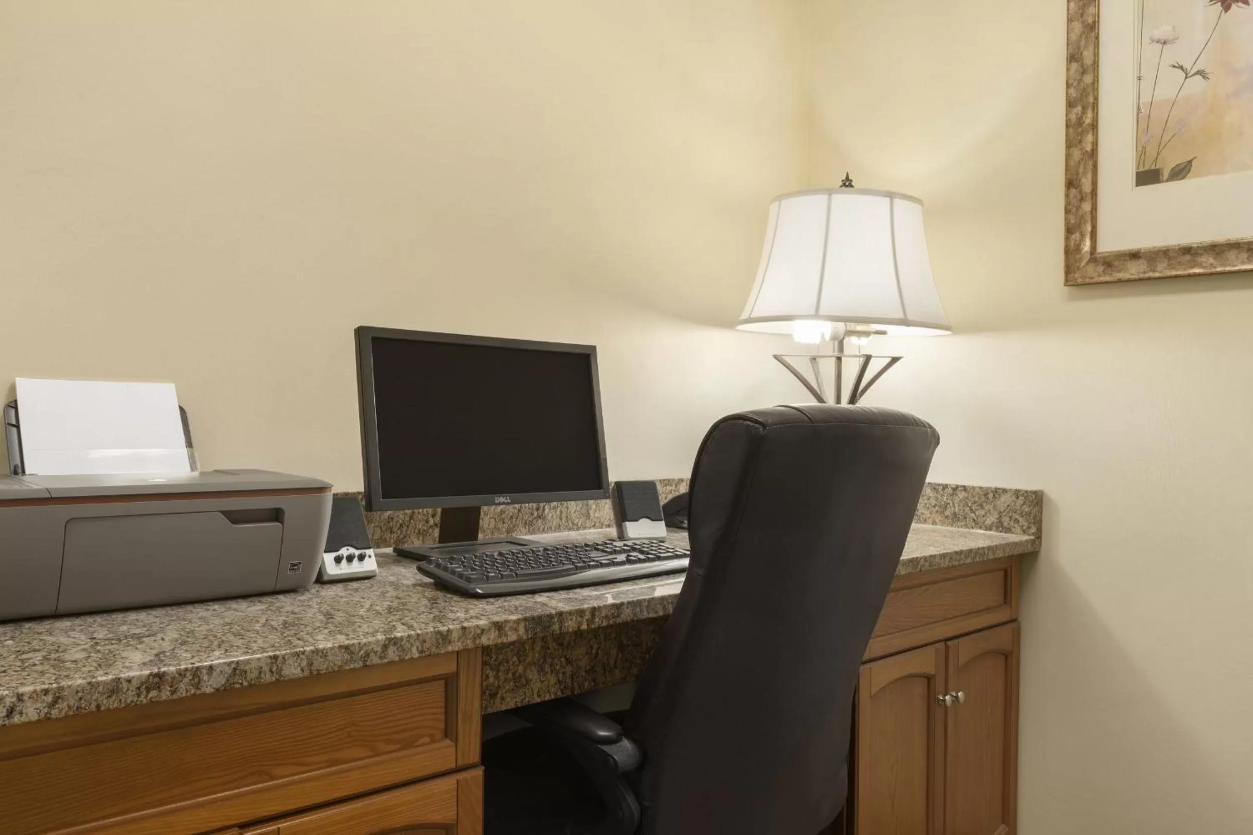 Business facilities in Country Inn & Suites by Radisson, Moline Airport