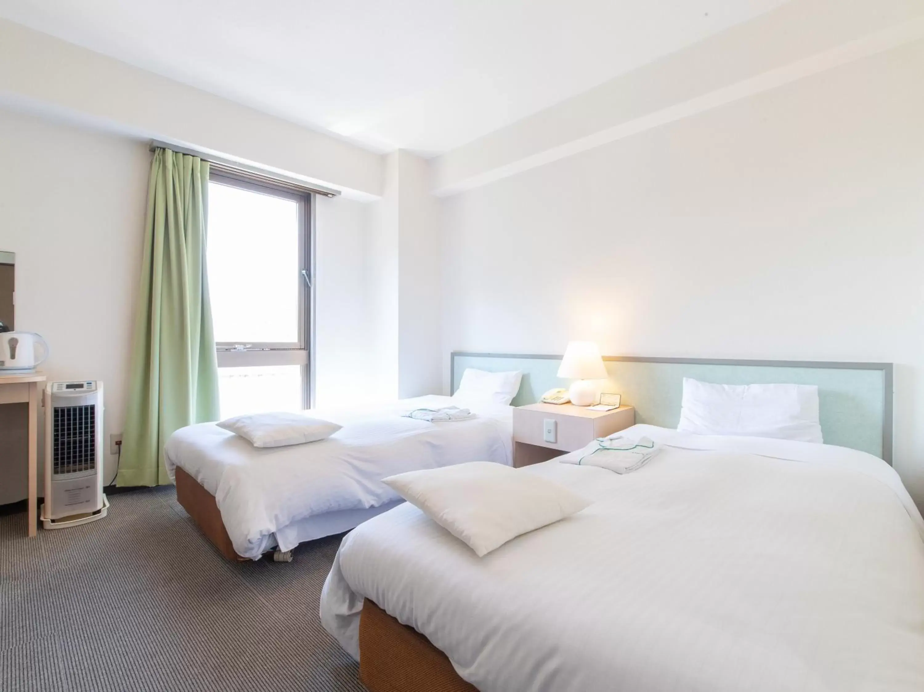 Standard Twin Room - Smoking in Tabist Sasebo Palace Hotel Standard Twin Room - Smoking in Tabist Sasebo Palace Hotel