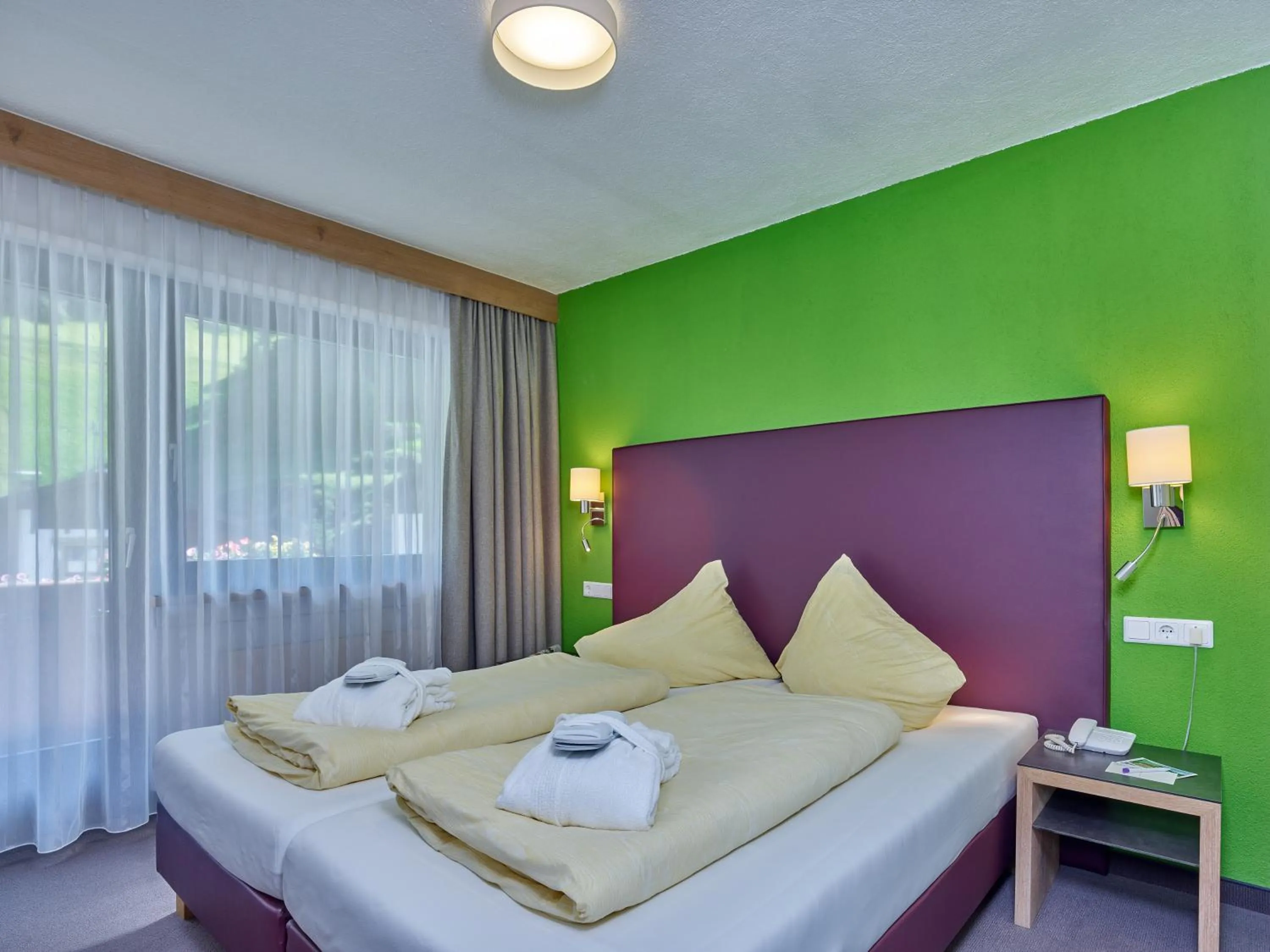 Photo of the whole room, Bed in Hotel Erhart Sölden