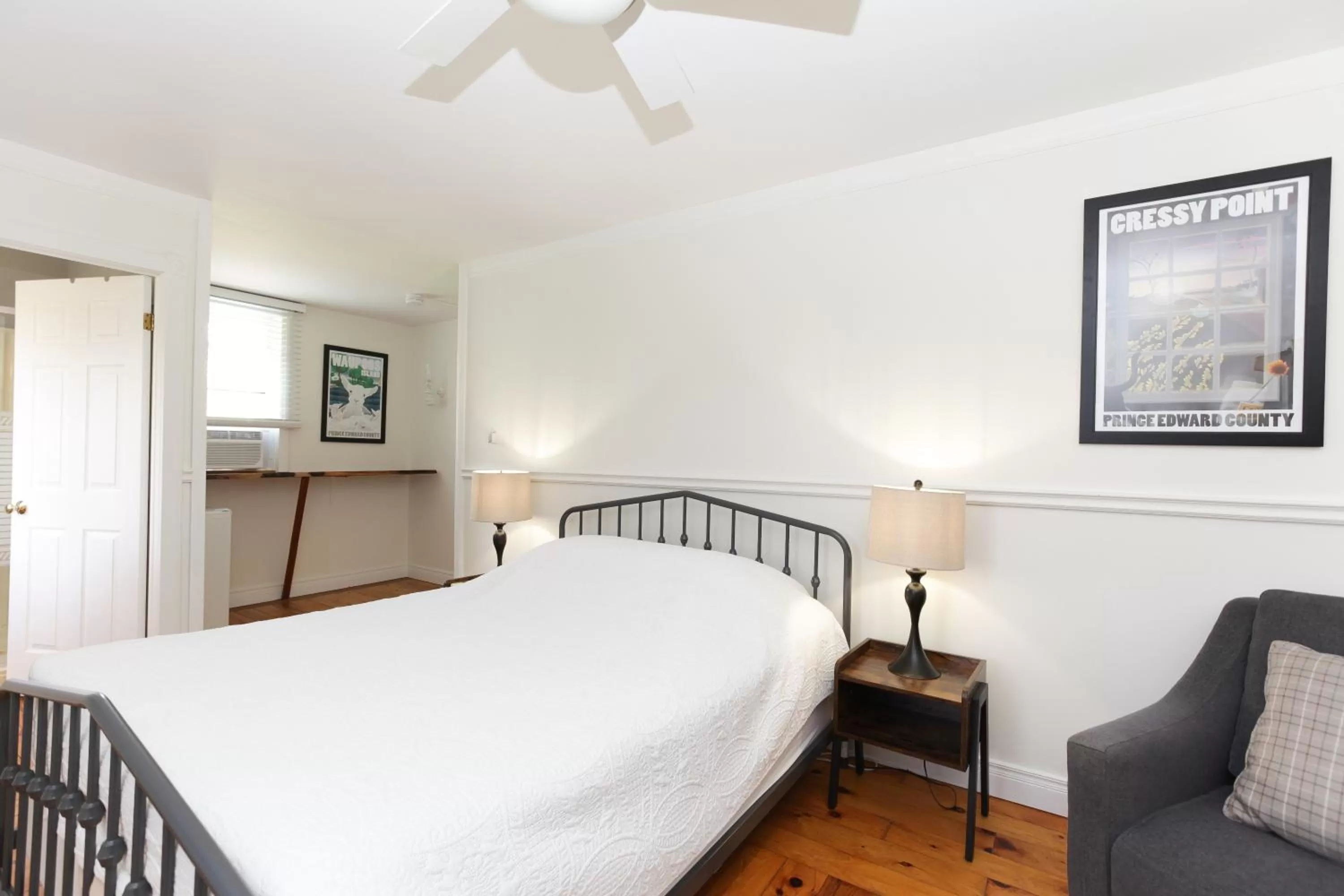 Bedroom, Bed in Jackson's Falls Country Inn