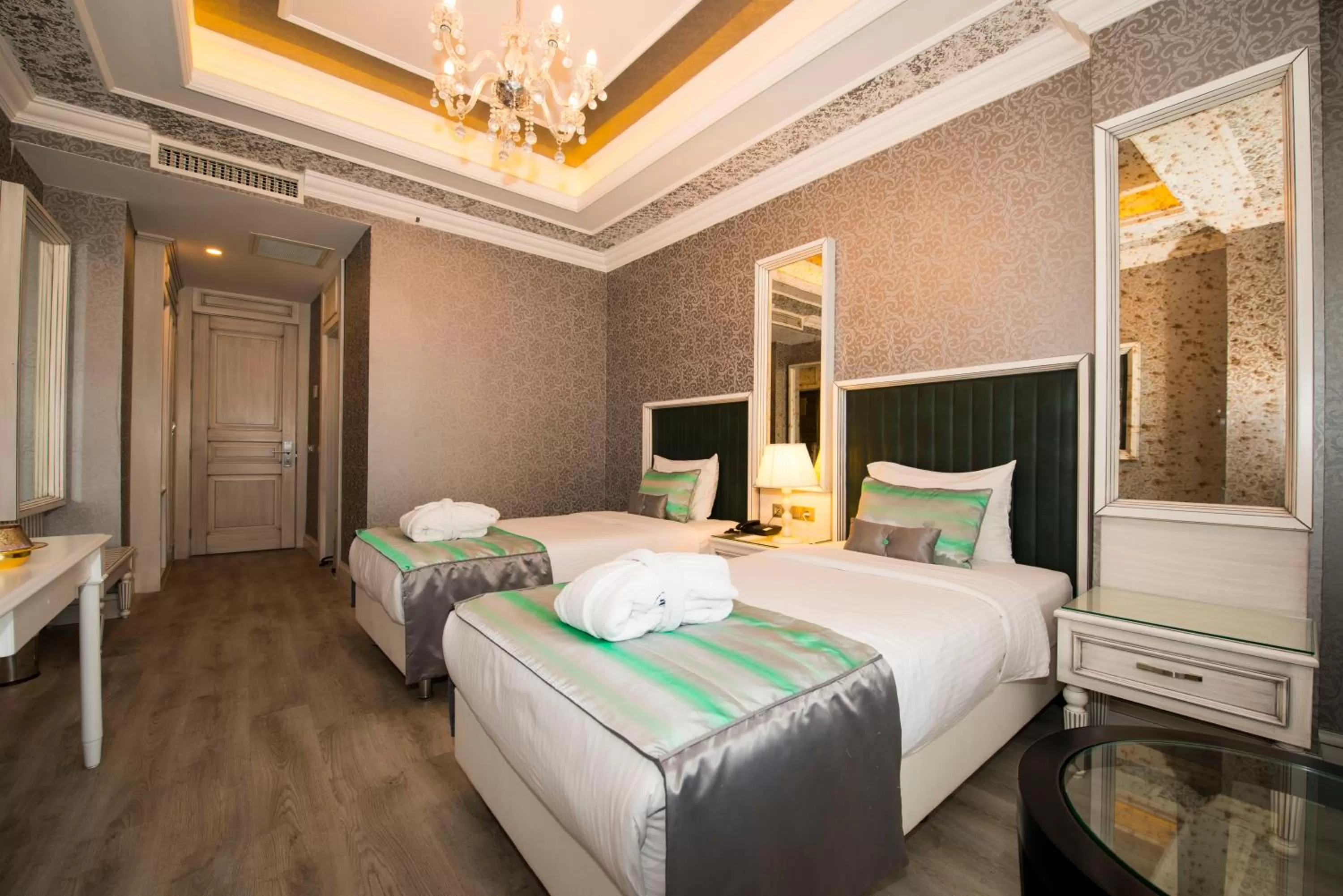 Standard Double Room in Manesol Old City Bosphorus