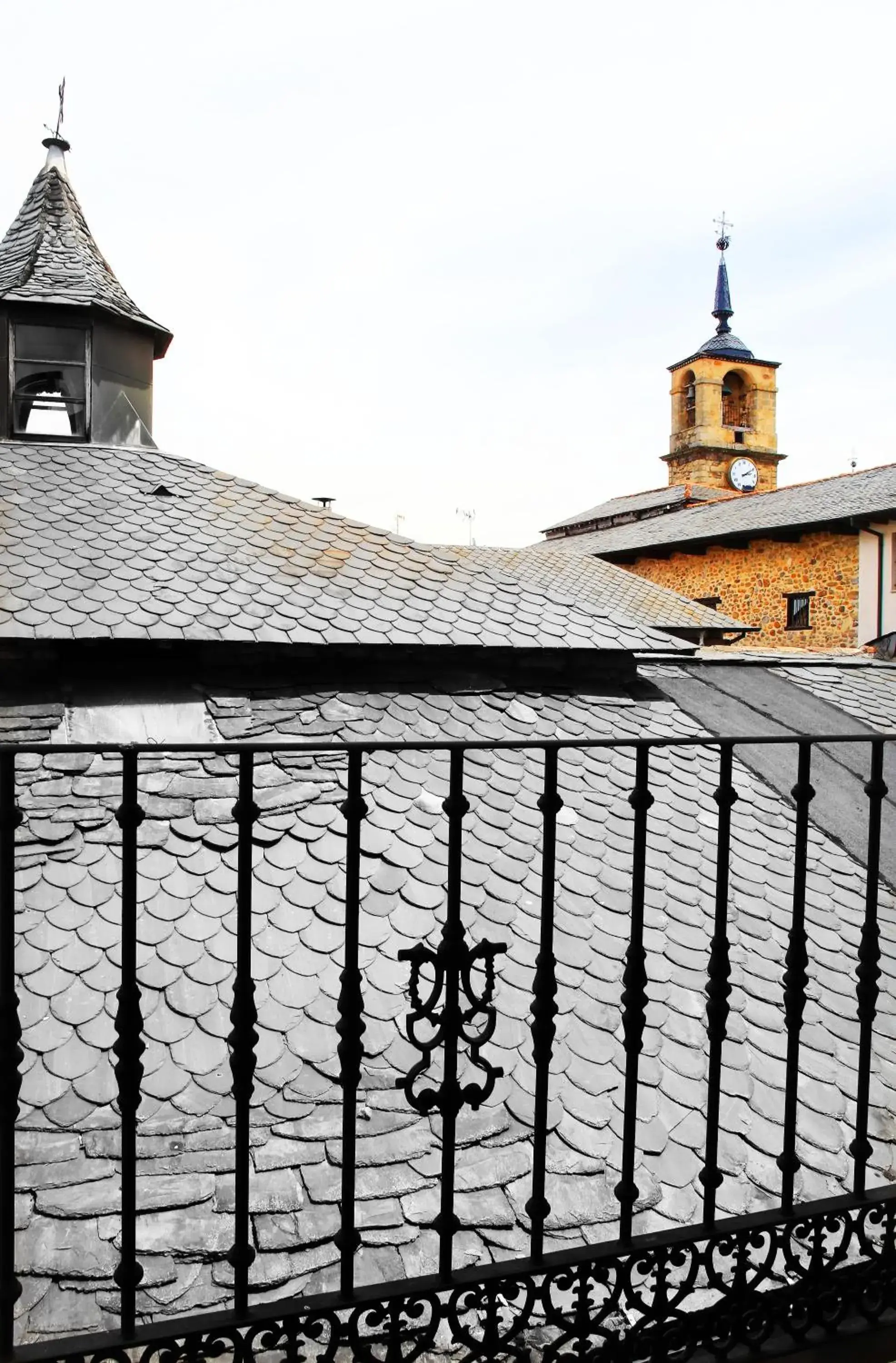 Standard Double or Twin Room in Hotel Los Templarios Standard Double or Twin Room in Hotel Los Templarios