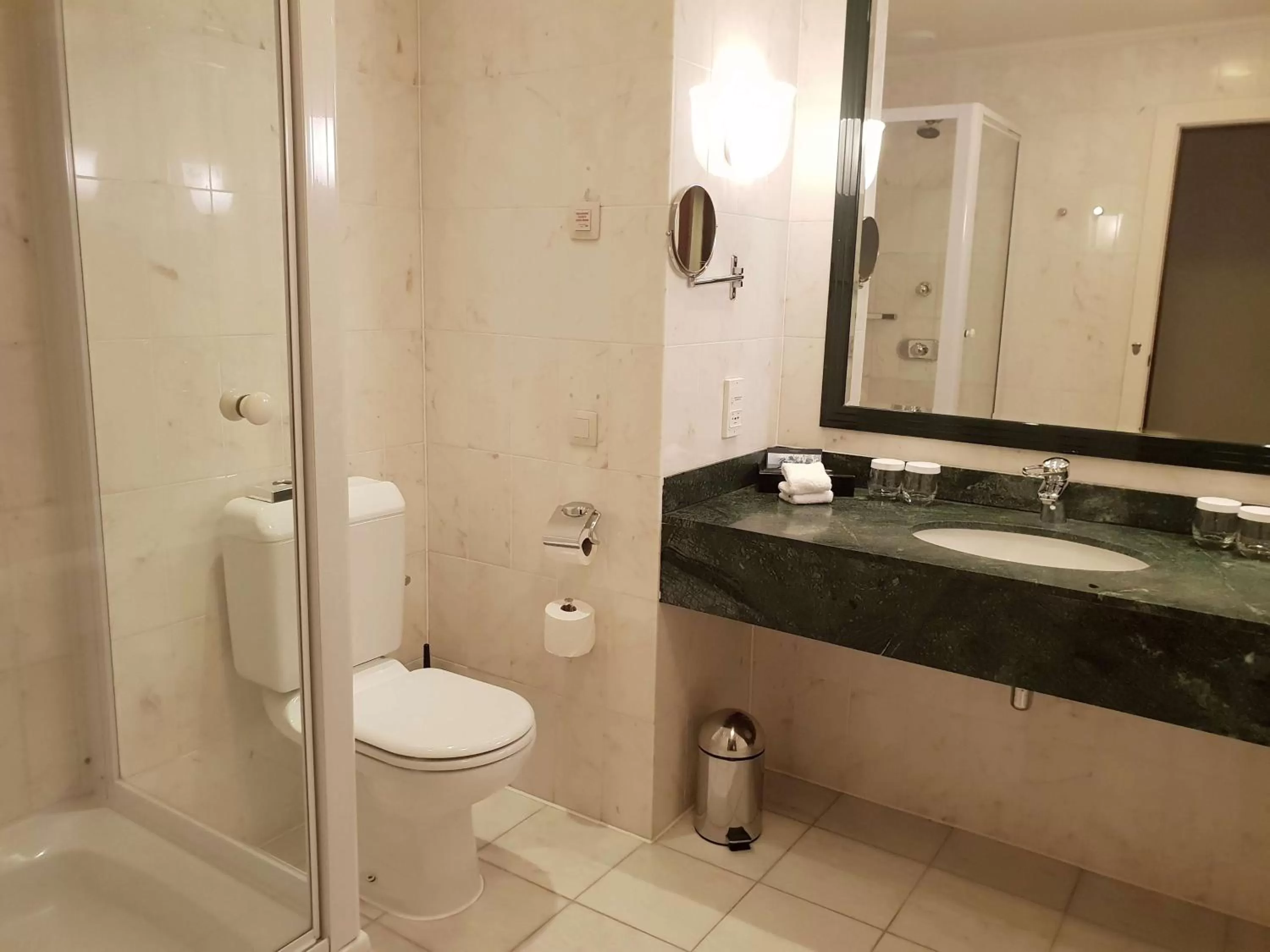 Bathroom in Hilton Antwerp Old Town