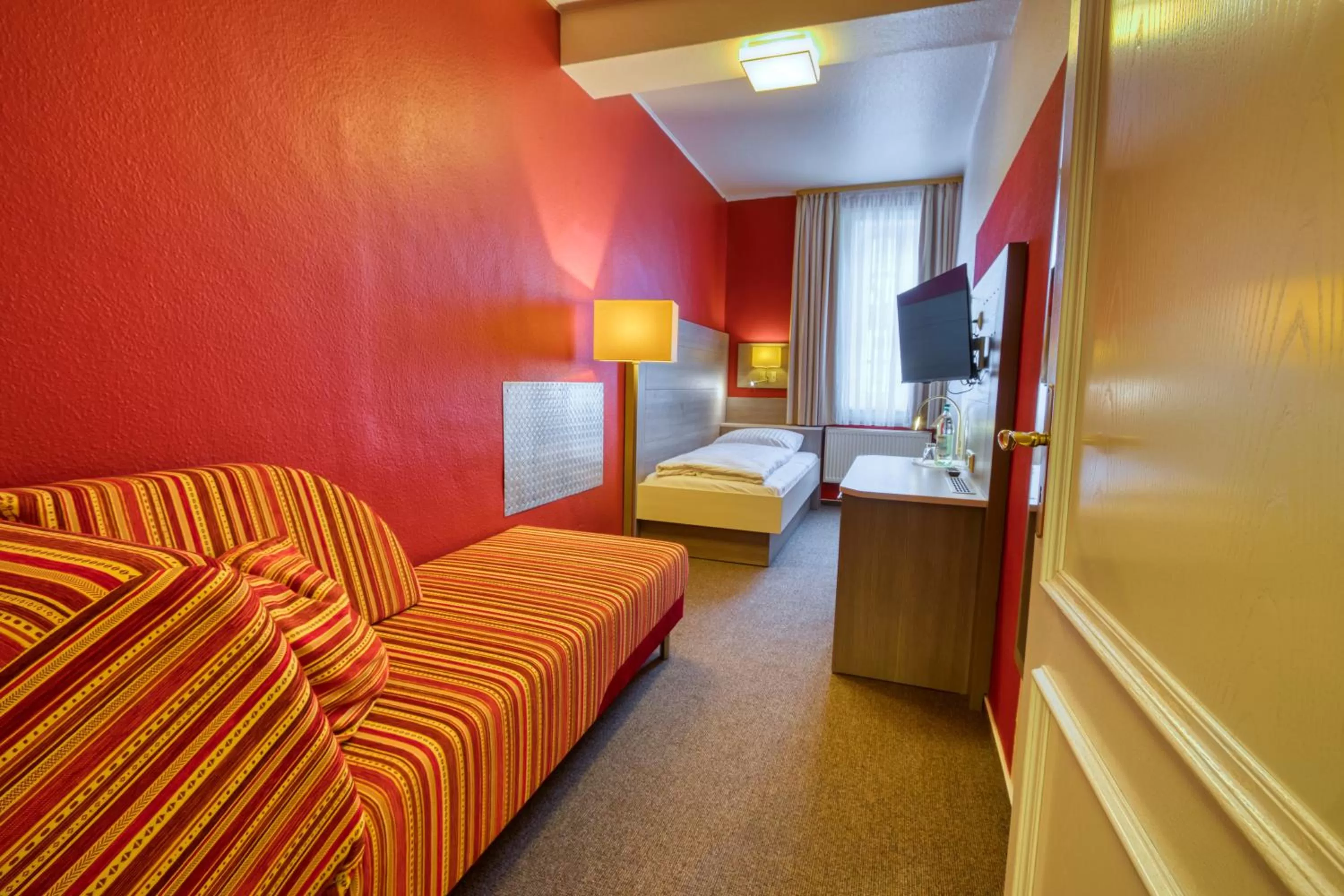 Photo of the whole room, Bed in Hotel Goldene Krone