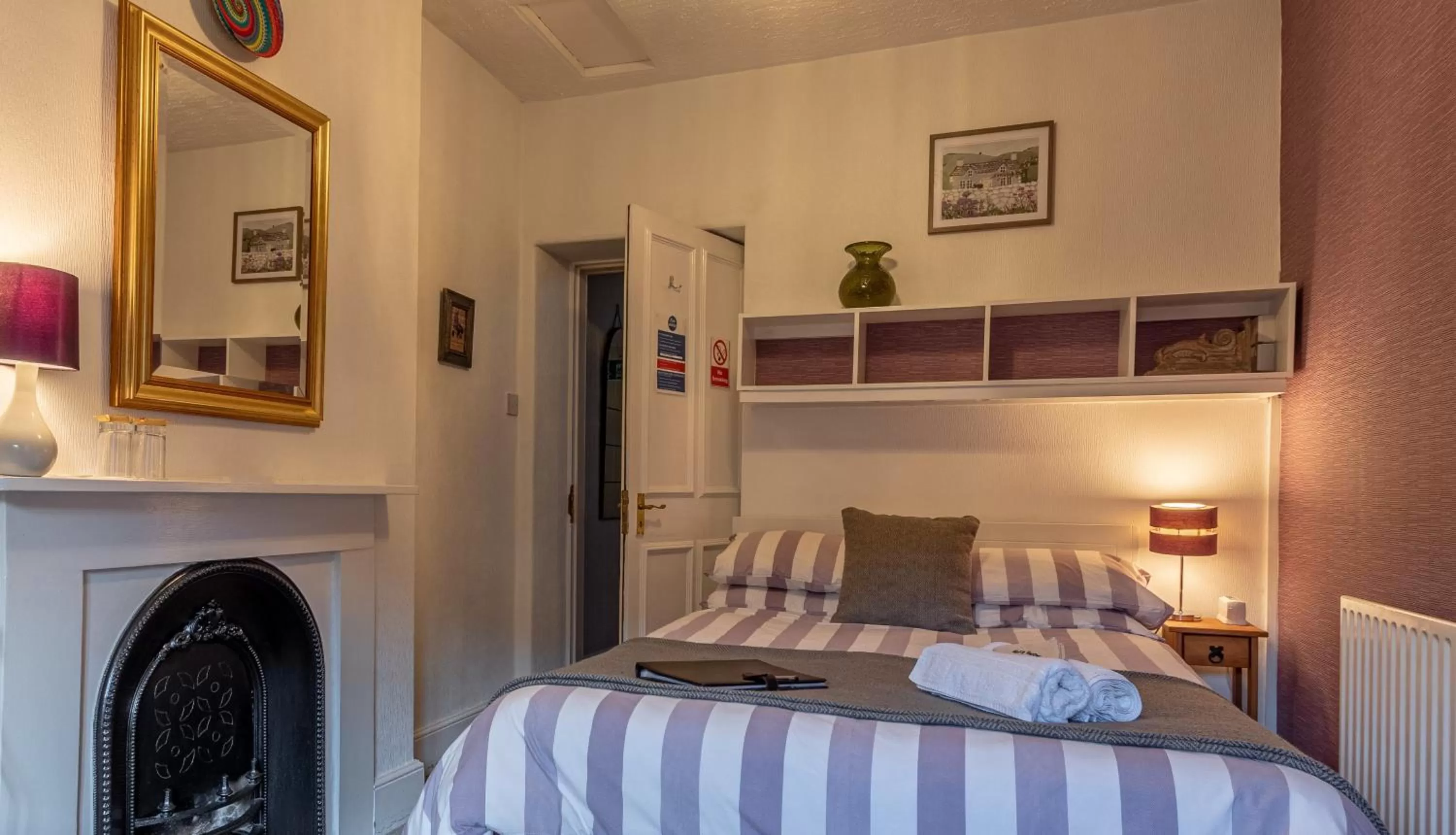 Bed in Glyntwrog House