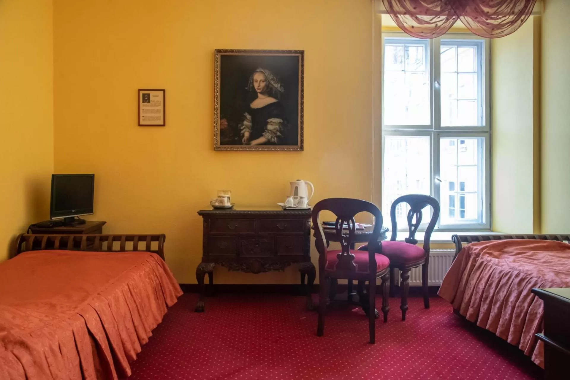 TV and multimedia, Bed in Dom Schumannów