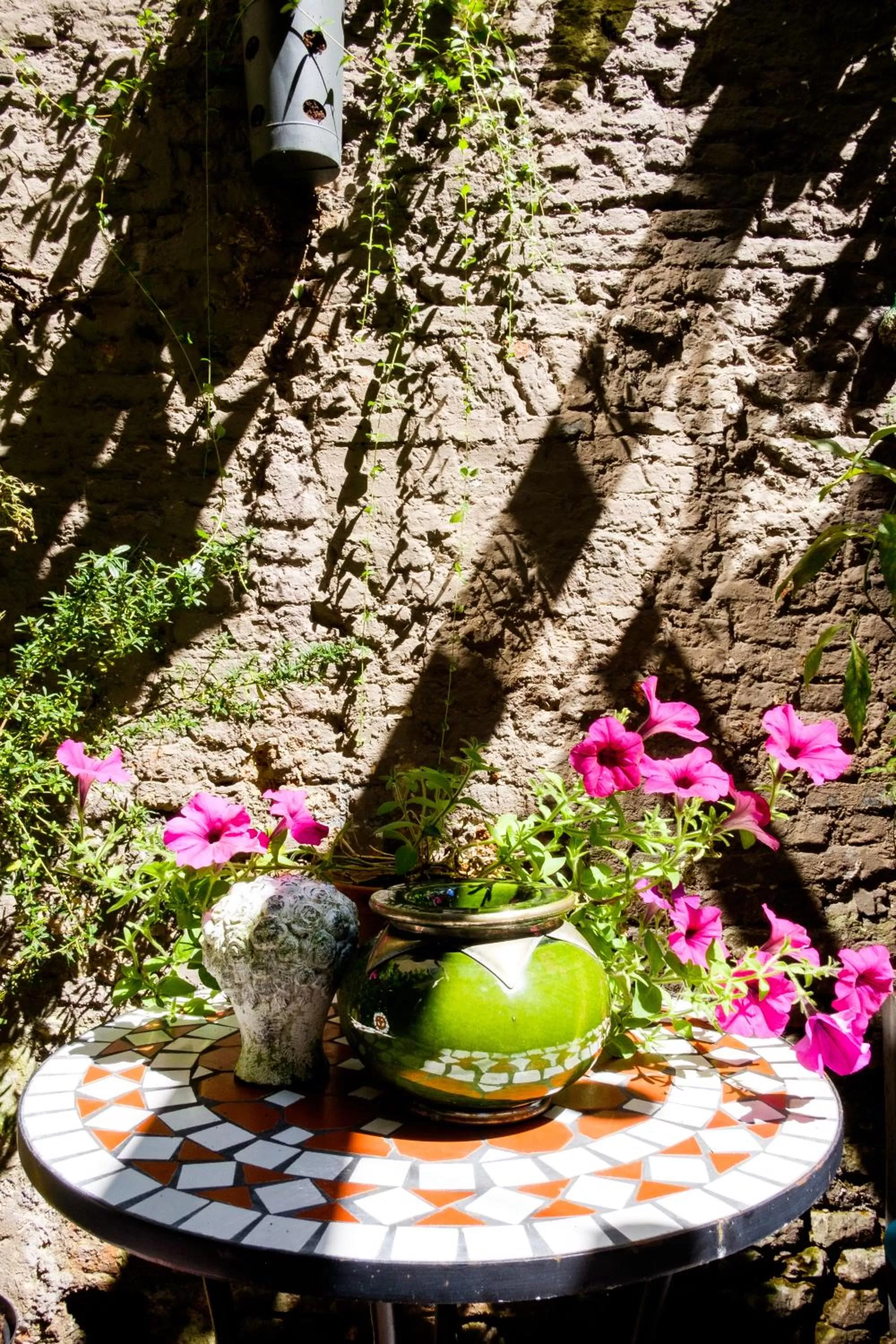 Spring in Hotel Diamonds and Pearls