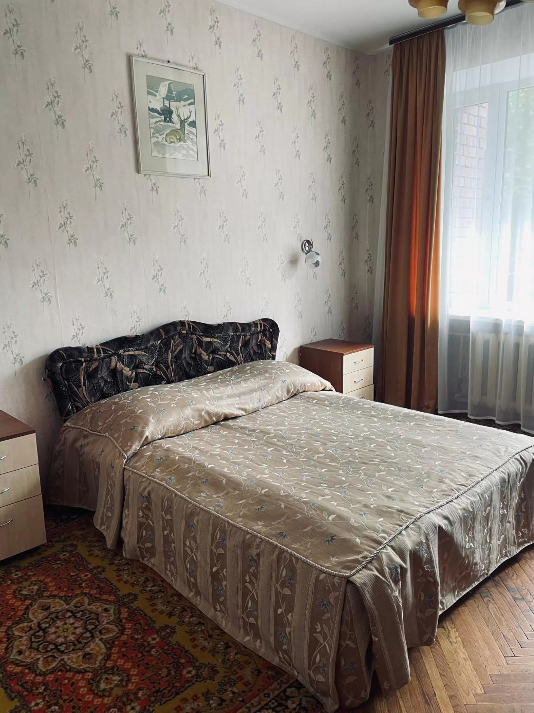 Bed in Hotel Prydesnyansky