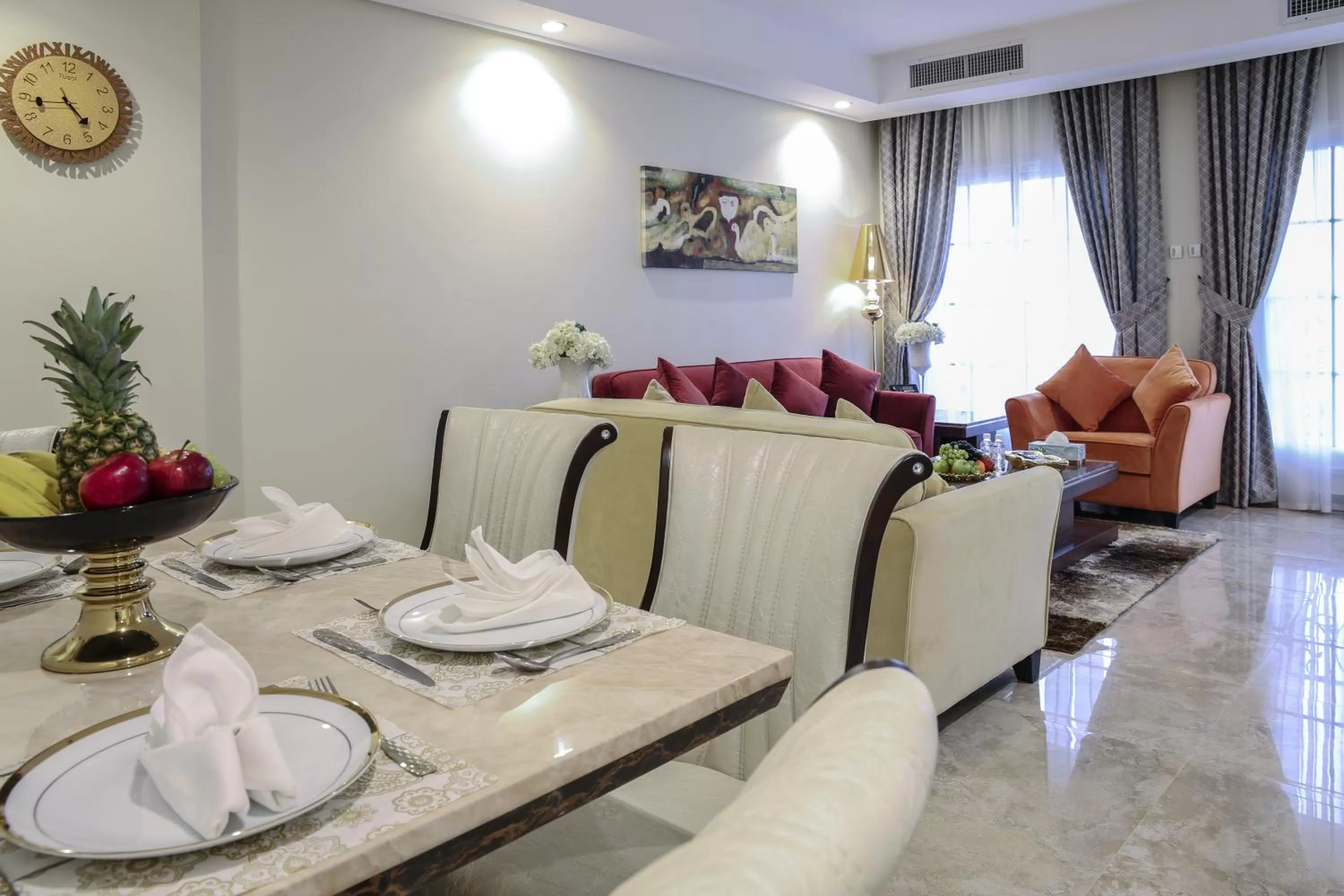 Living room in Adams Hotel