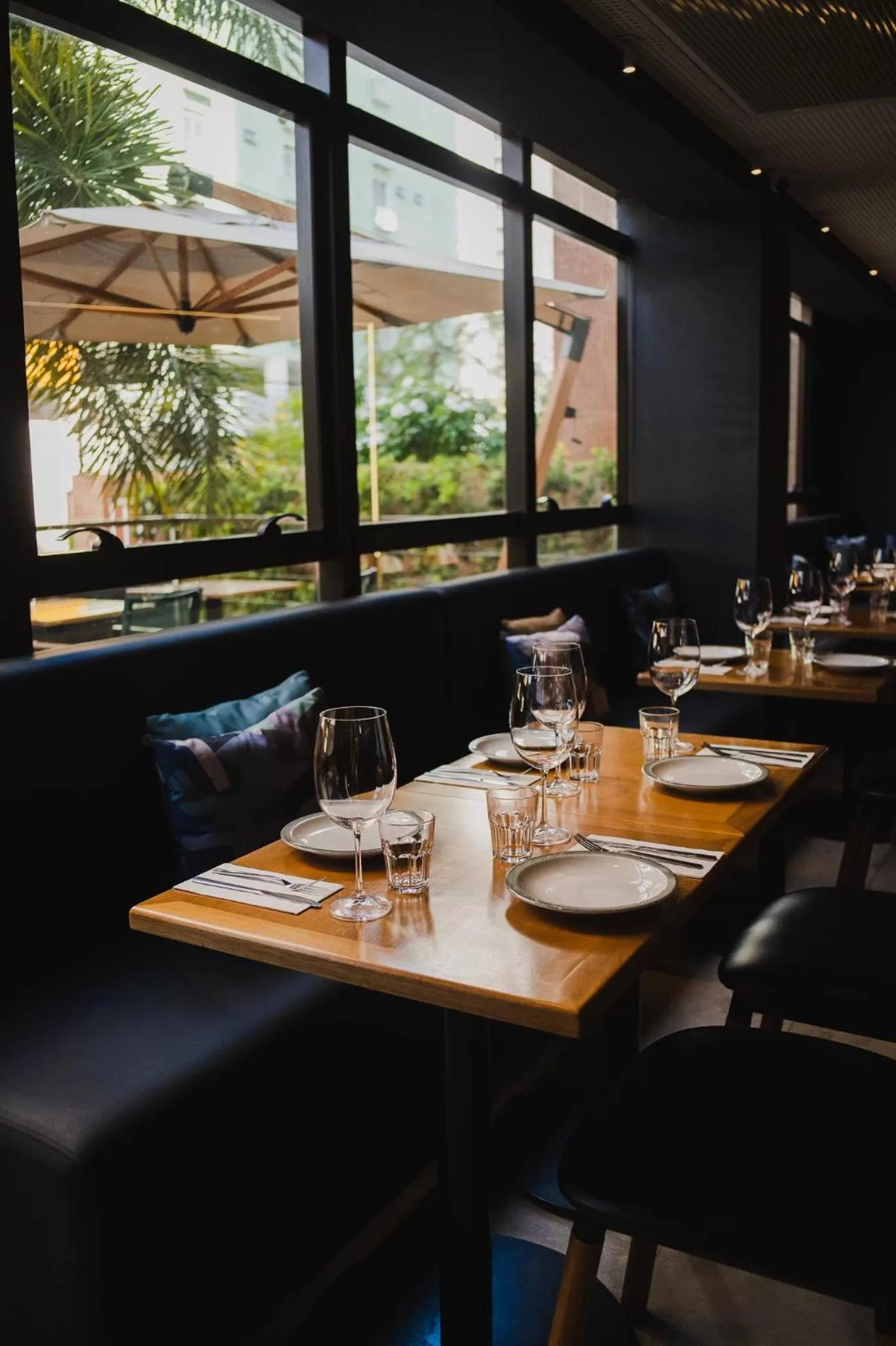 Restaurant/places to eat in Fity Hotel