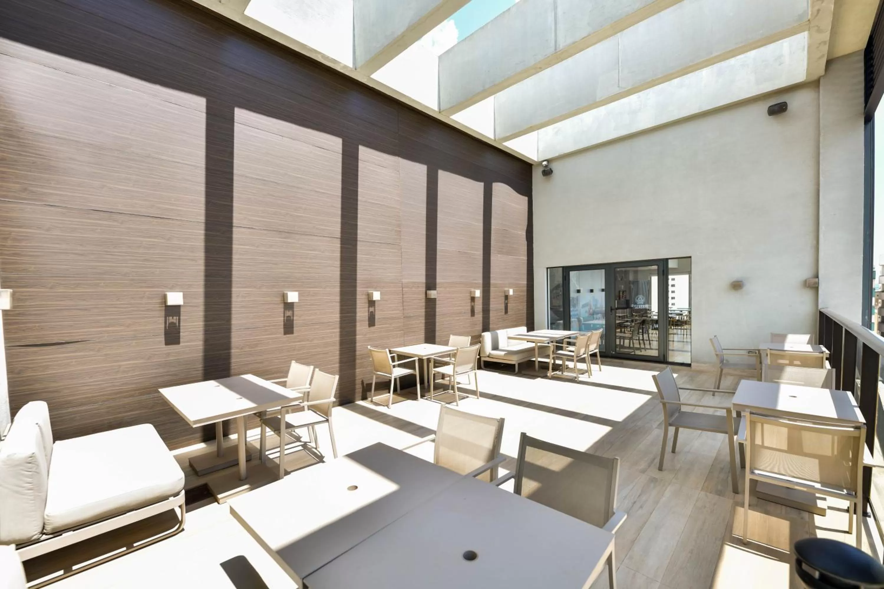 Balcony/Terrace in Rio Hotel by Bourbon Ciudad Del Este