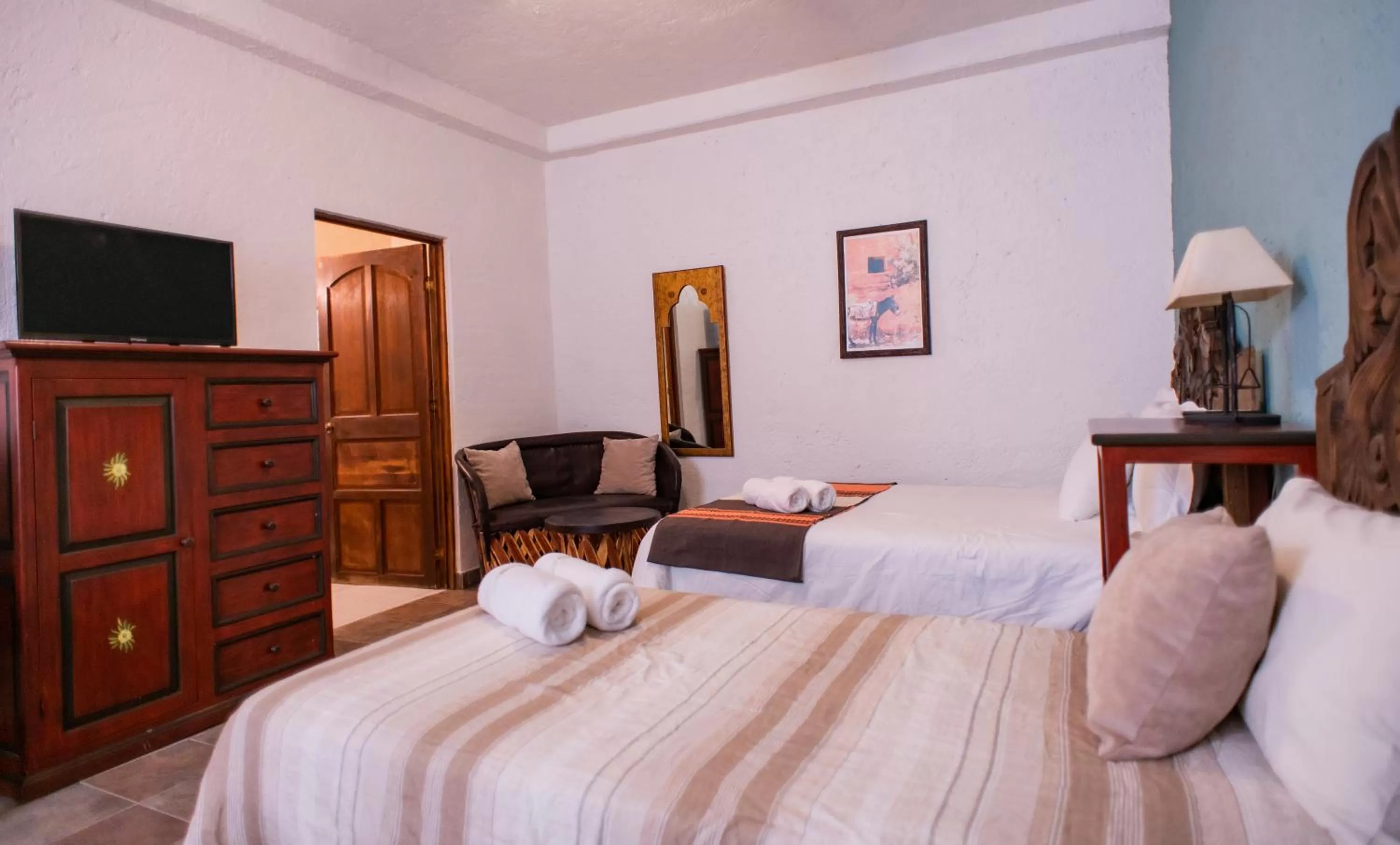 TV and multimedia, Bed in Posada San Miguelito