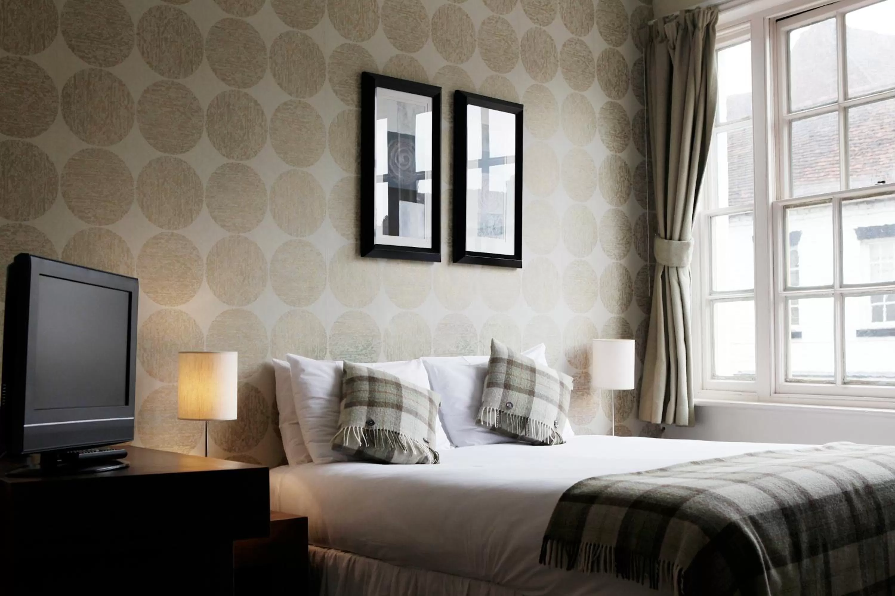 Bed in The Rose and Crown