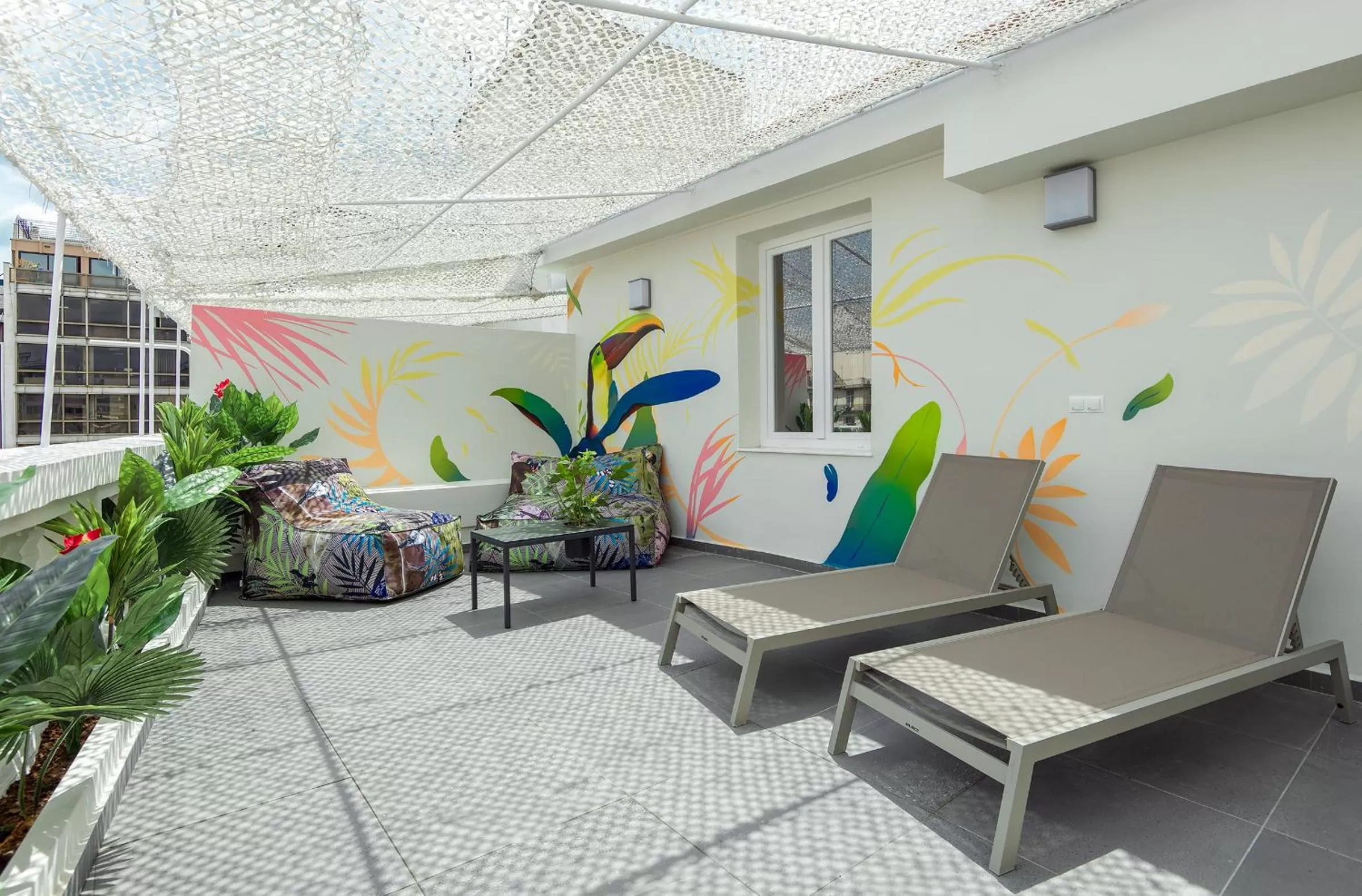 Patio in Colors Urban Hotel Thessaloniki