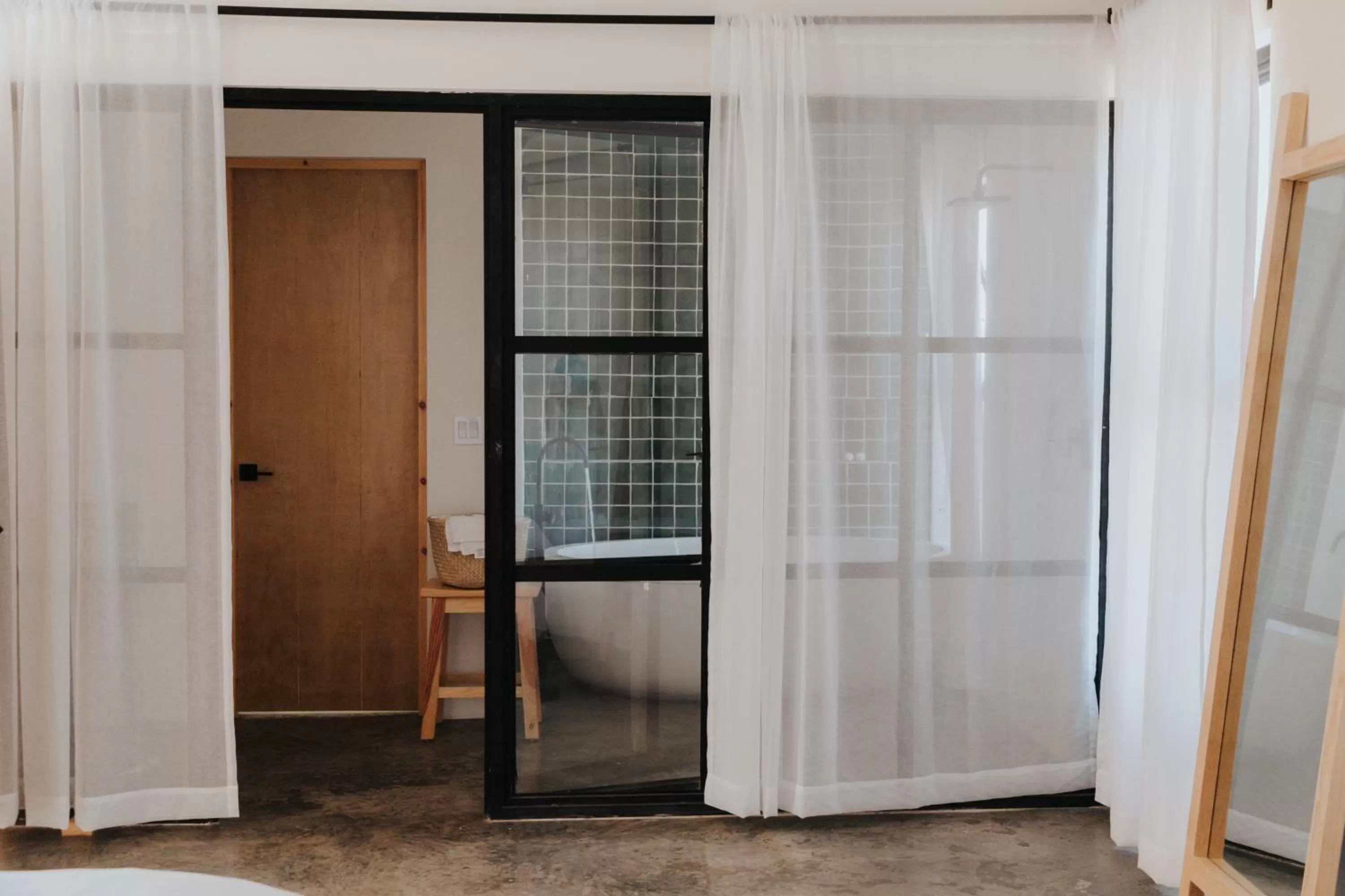 Hotel So Far So Good