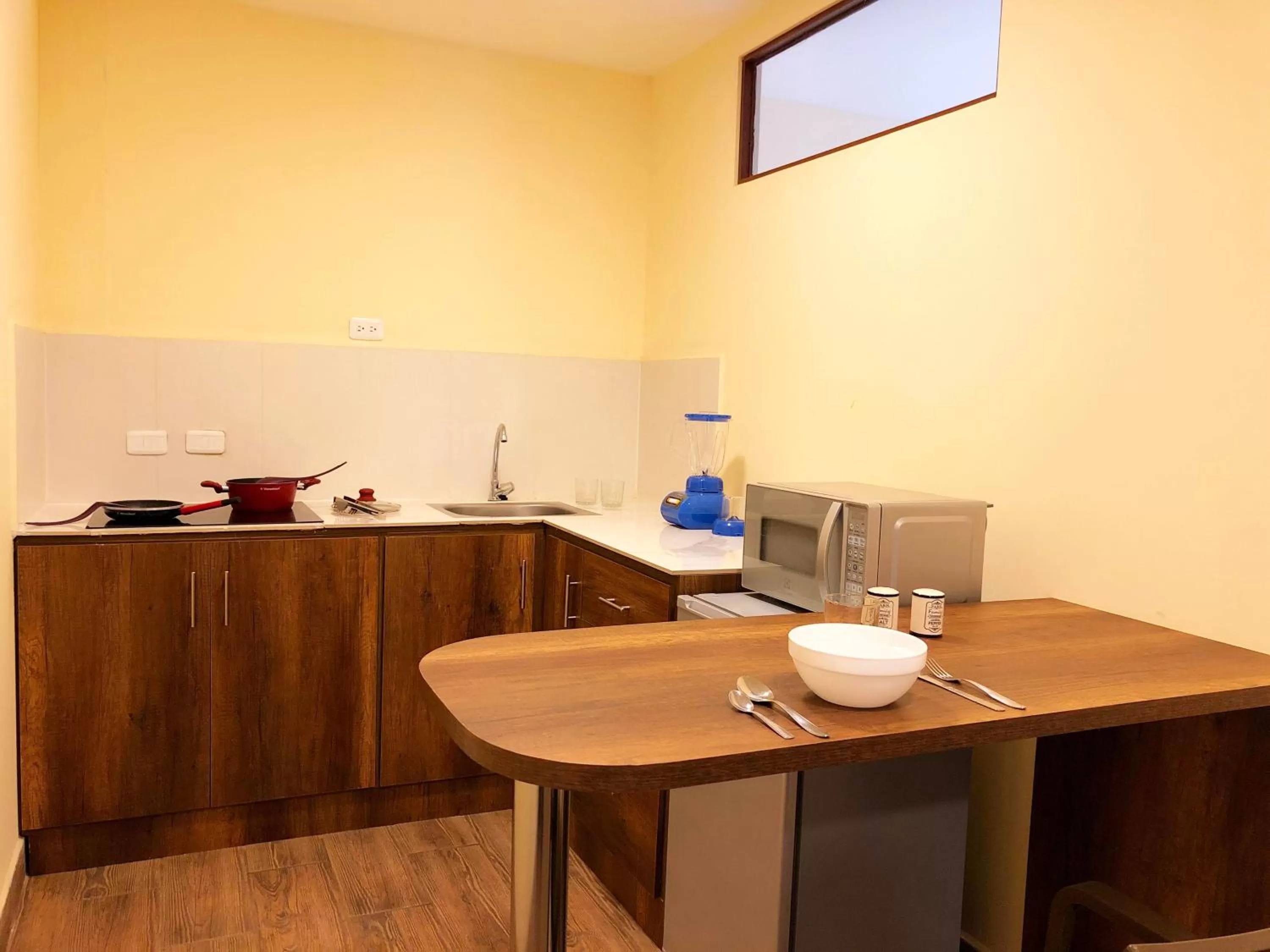 Kitchen or kitchenette, Kitchen/Kitchenette in Apart Cayambe