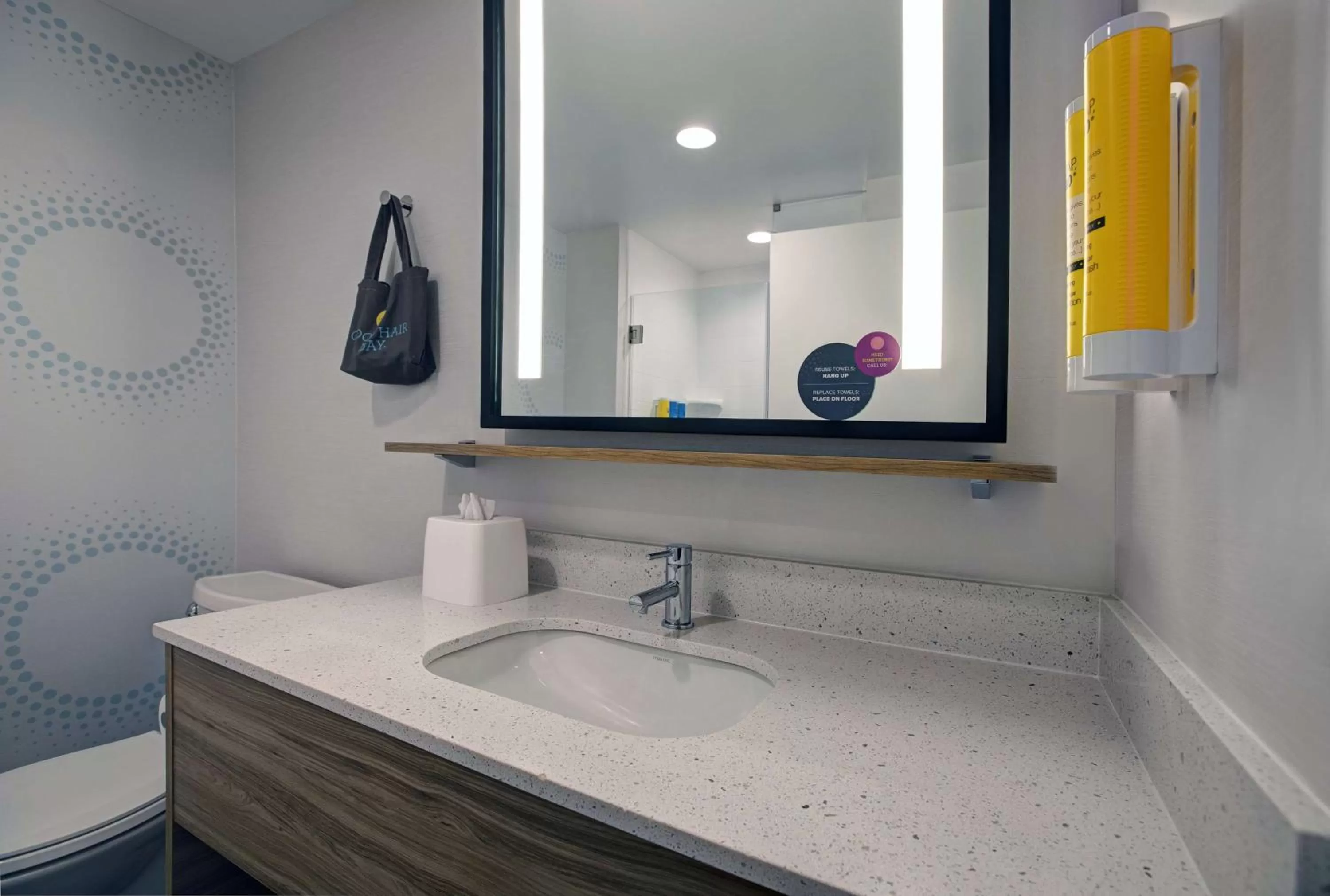 Bathroom in Tru By Hilton Milwaukee Downtown, WI