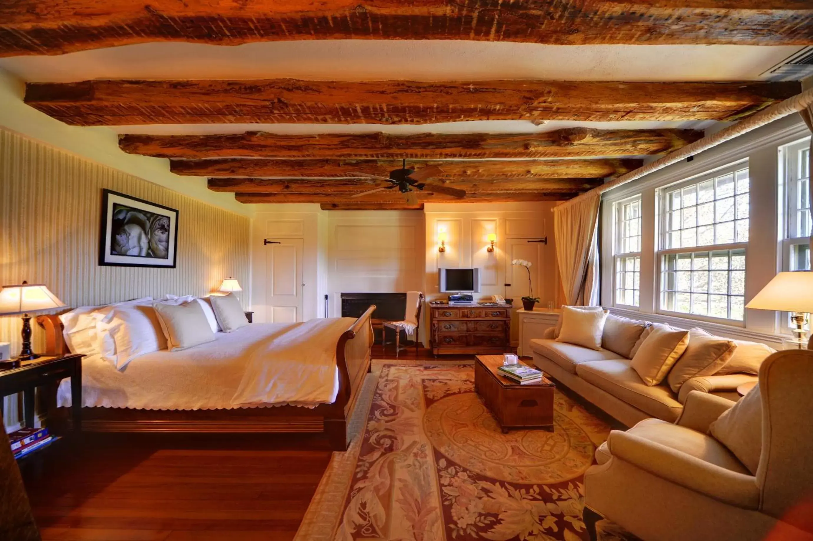 Queen Room in The Baker House 1650 Queen Room in The Baker House 1650