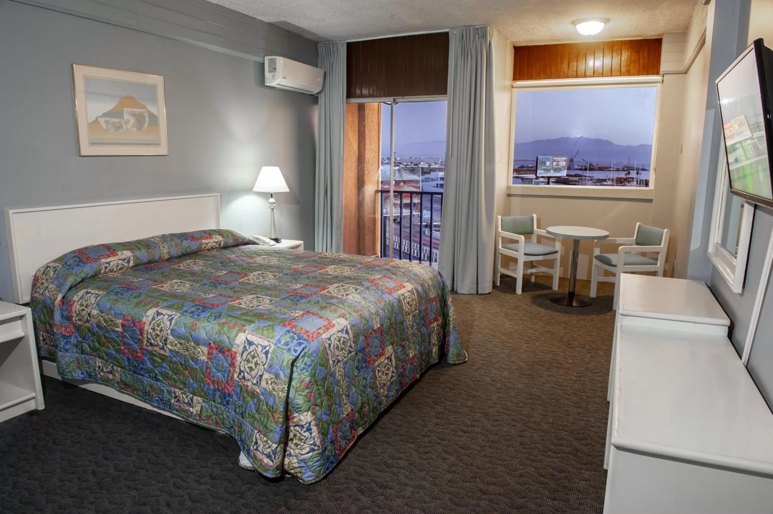 Sea view, Bed in Hotel Villa Marina