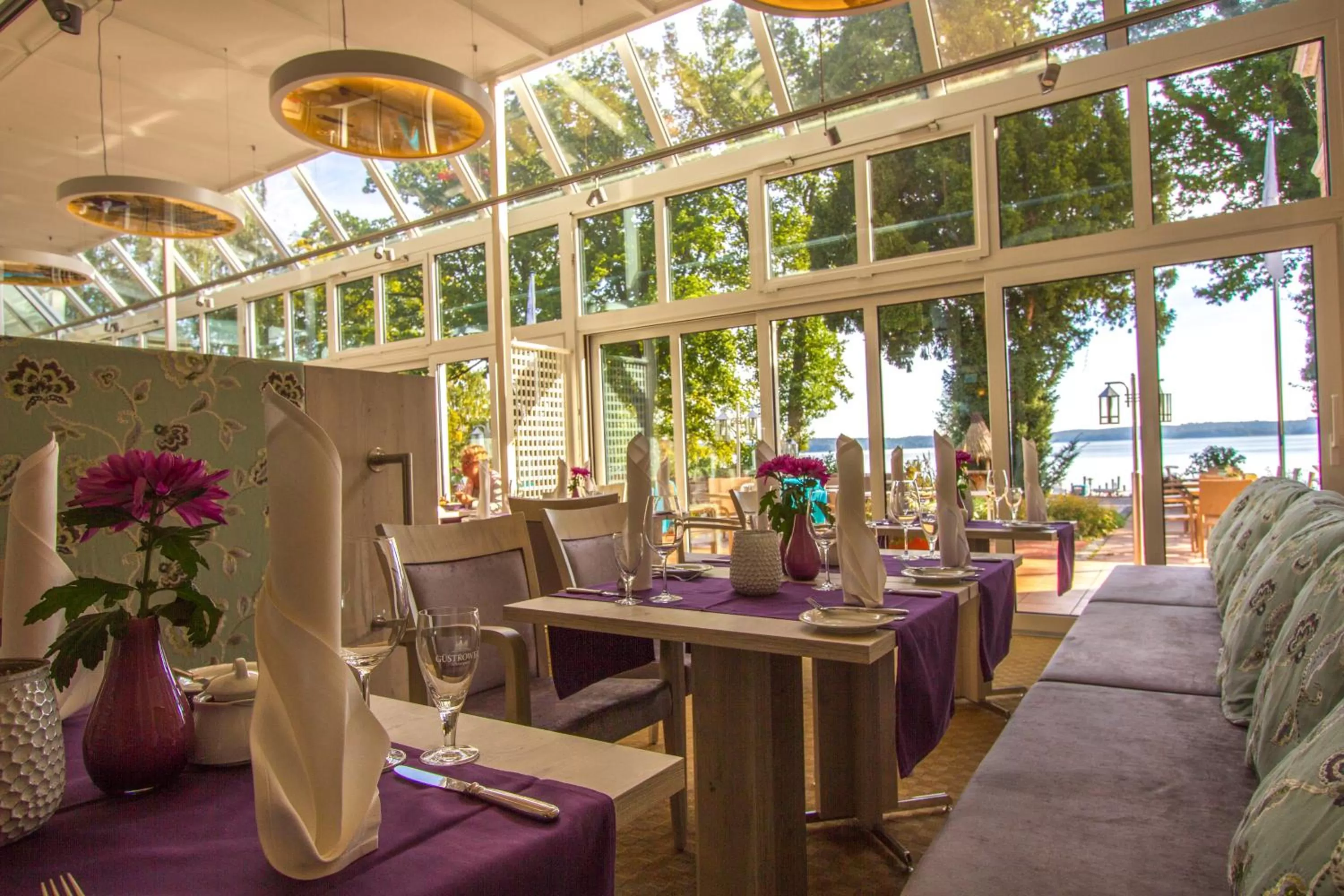 Dining area in Falk Seehotel Plau am See