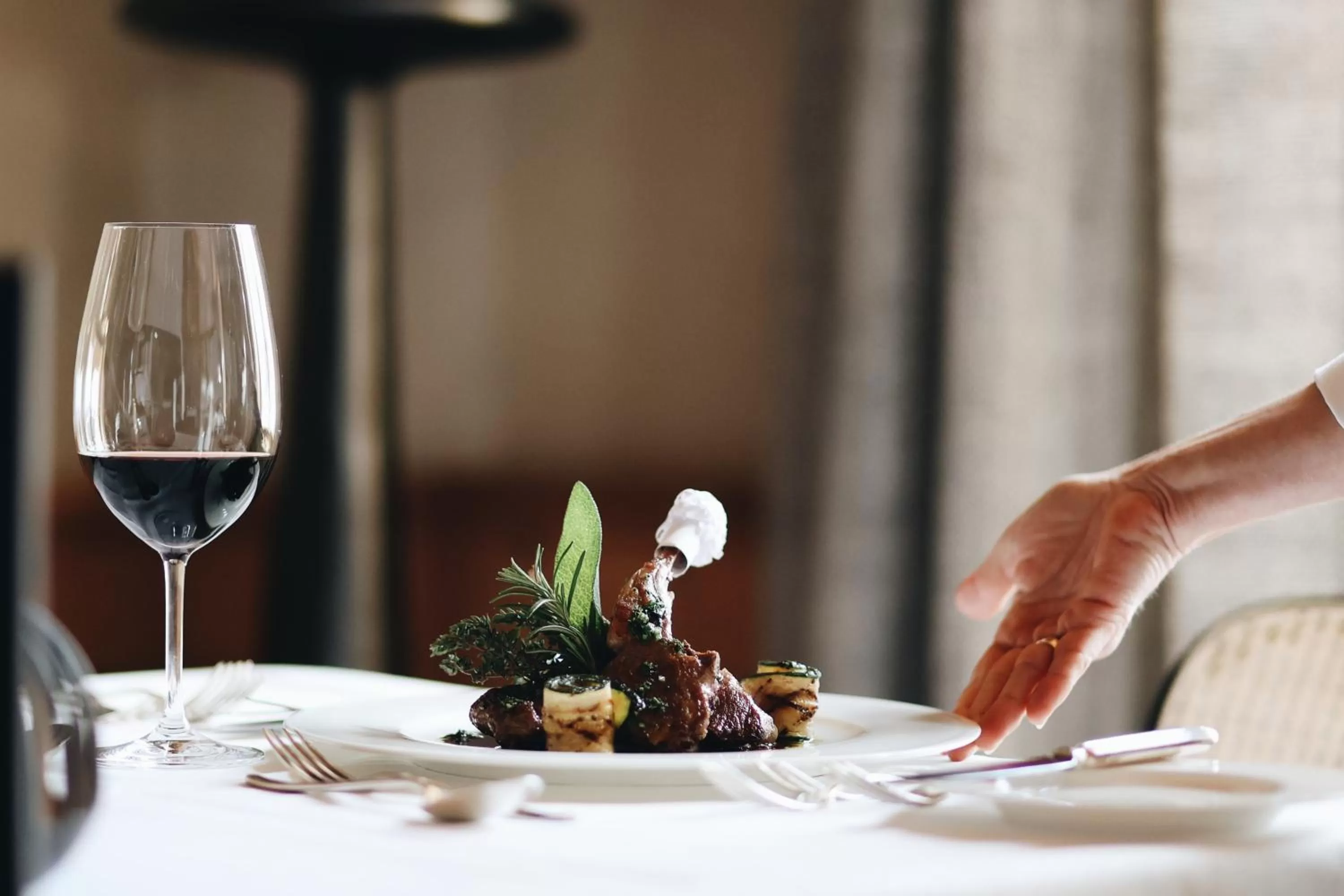 Restaurant/places to eat in Hotel Steinbock Pontresina