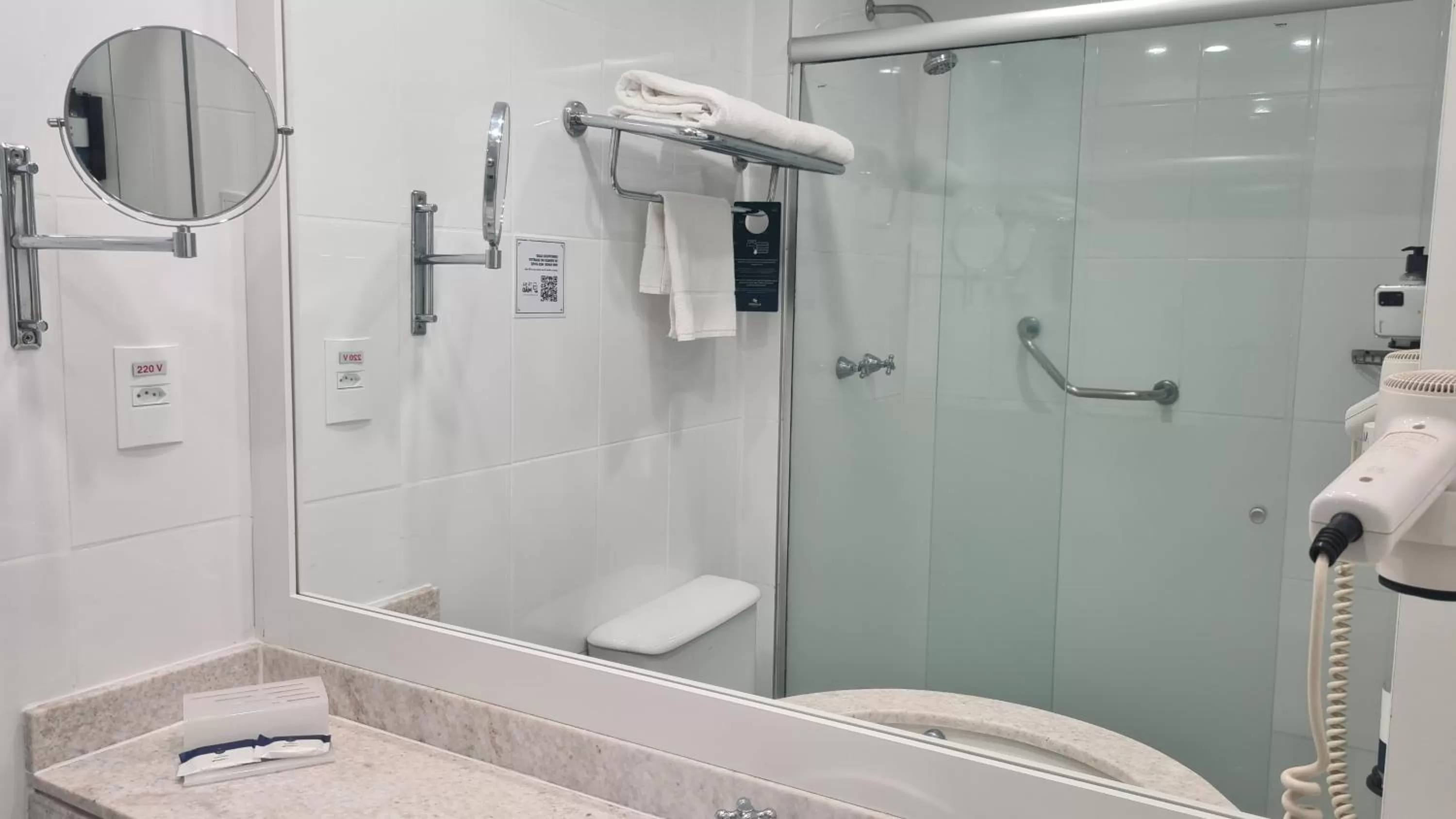 Bathroom in Slaviero Guarulhos Aeroporto