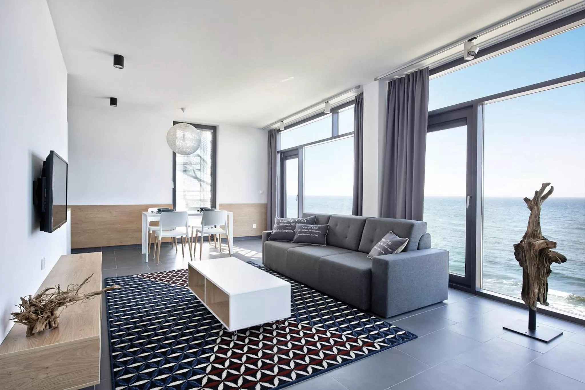 Living room in Boulevard Ustronie Morskie by Zdrojowa