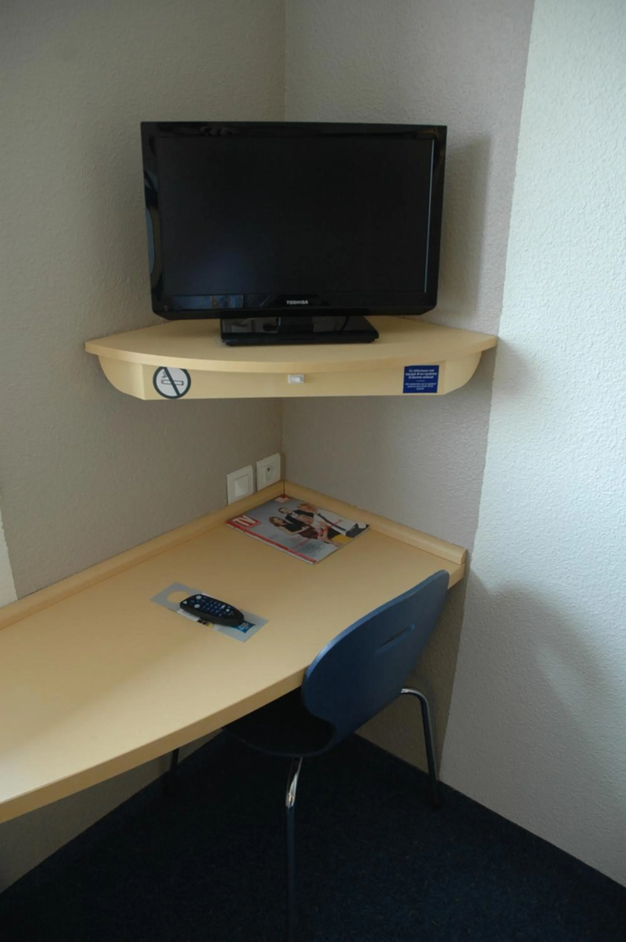 TV and multimedia in ibis budget Libourne