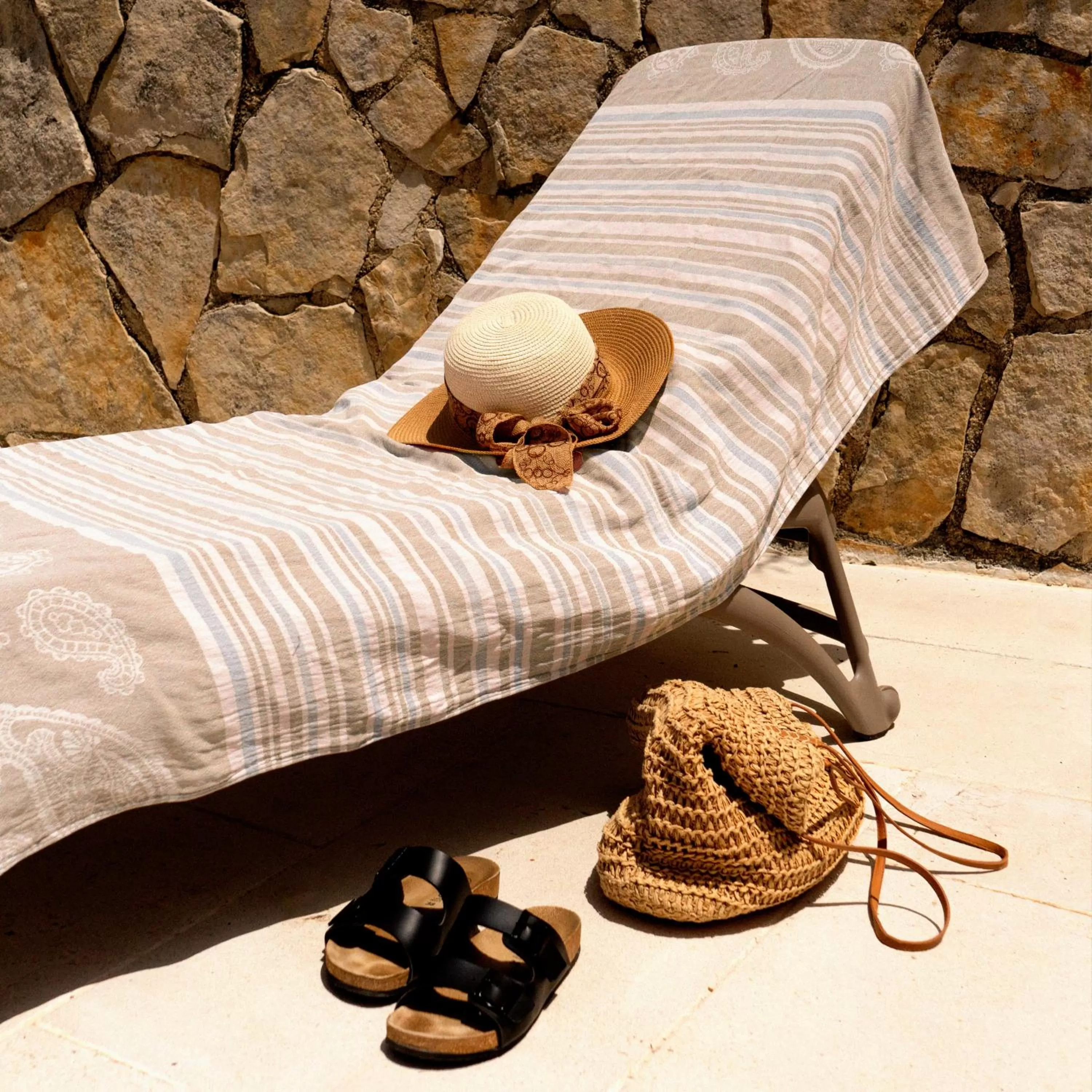 Swimming pool in Otto Apulia House