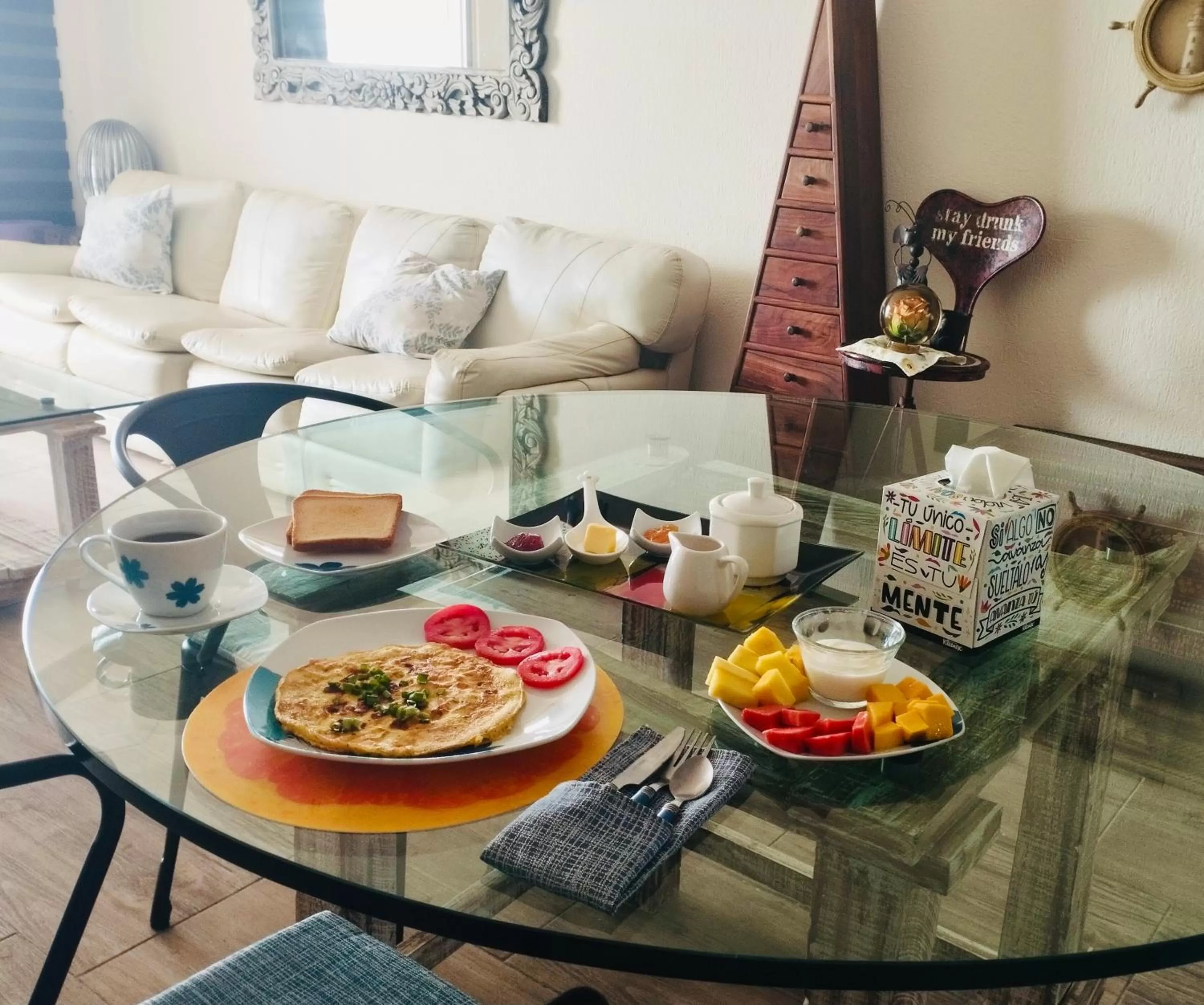 Dining area in Flamingo Ocean View