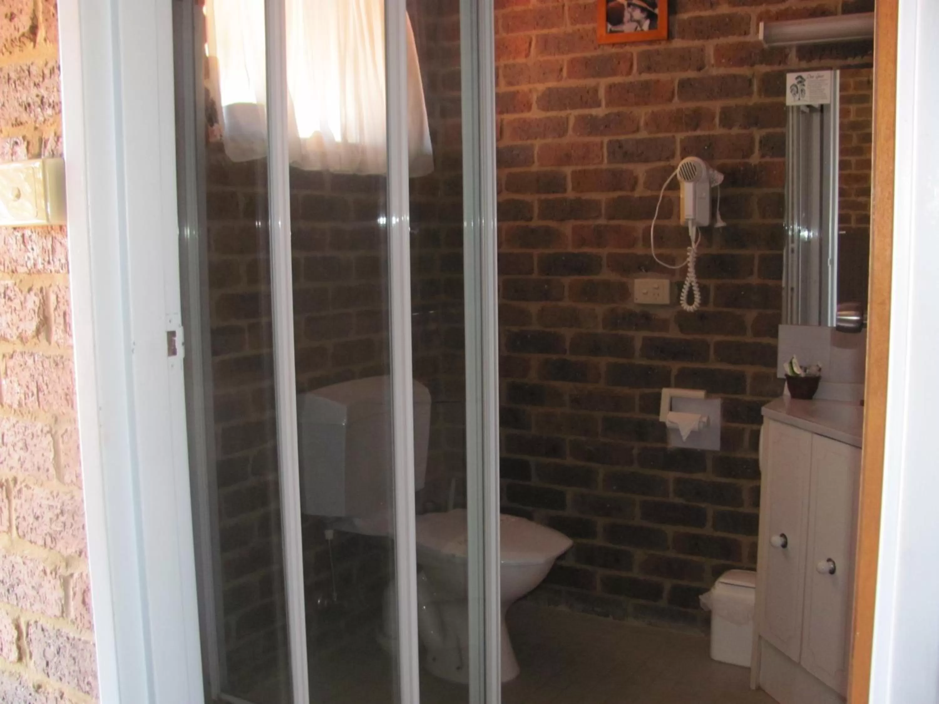 Standard Double or Twin Room in Barham Colonial Motel