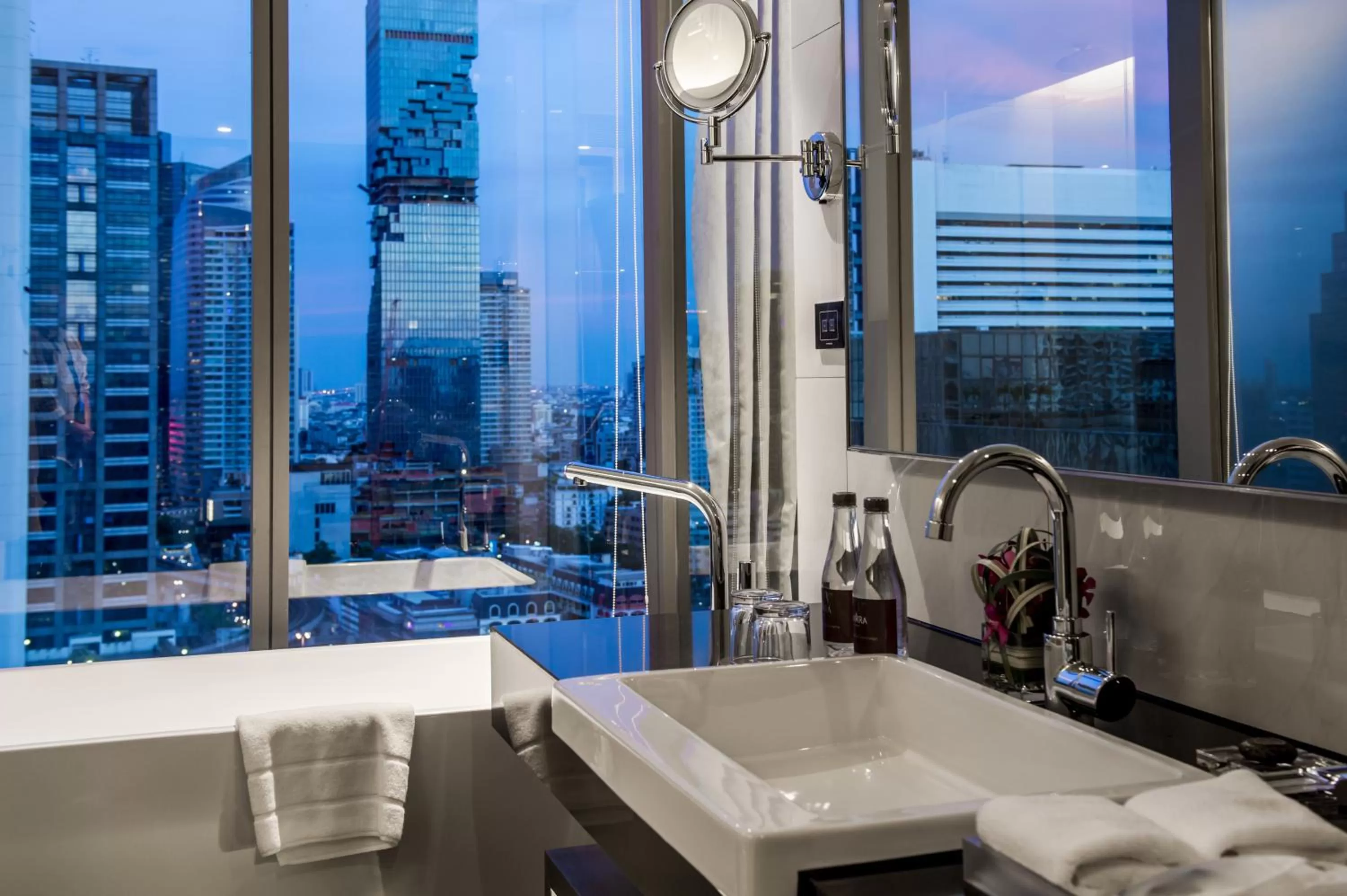 Shower in Amara Bangkok Hotel