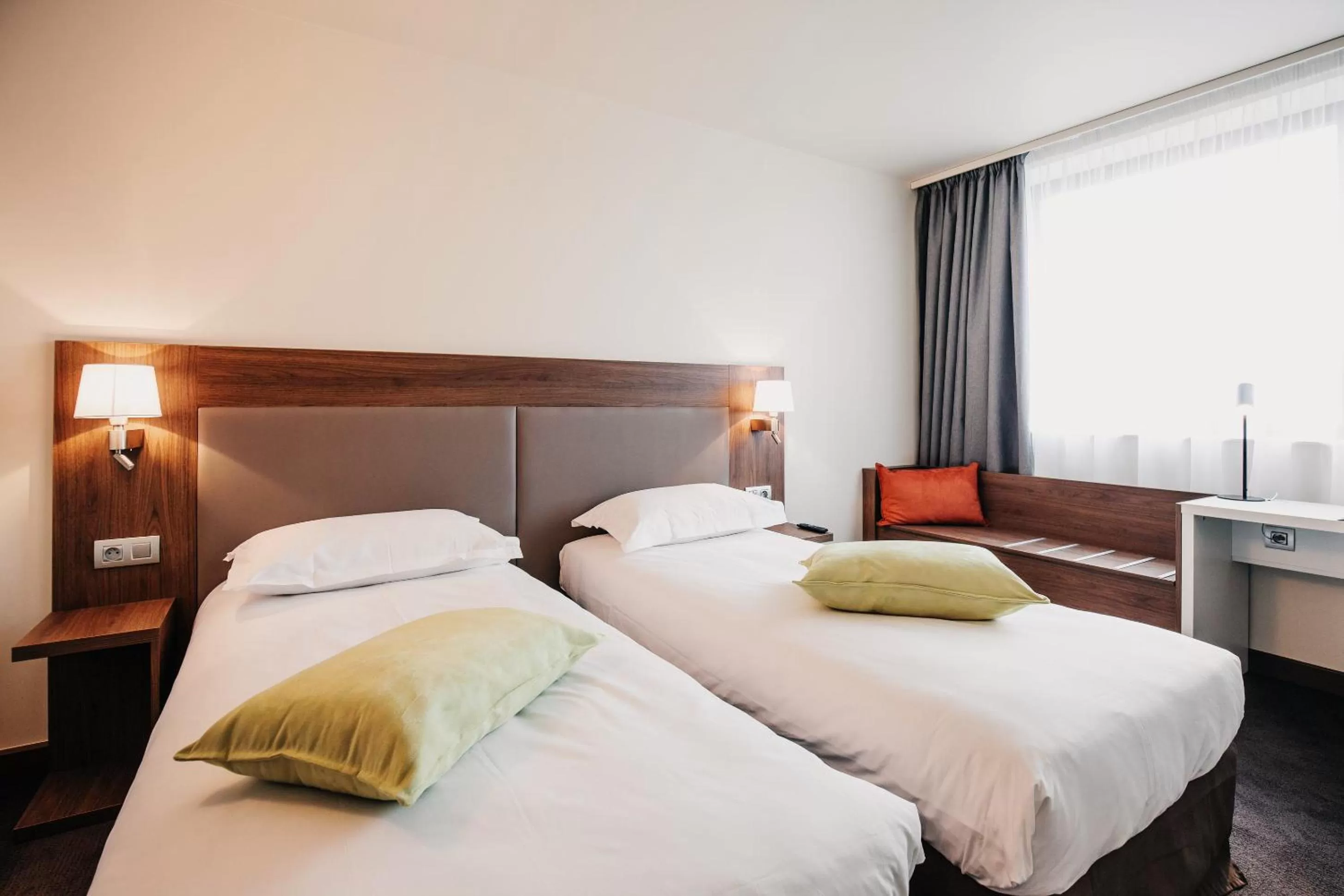Photo of the whole room, Bed in Campanile PRIME - Metz Centre Gare
