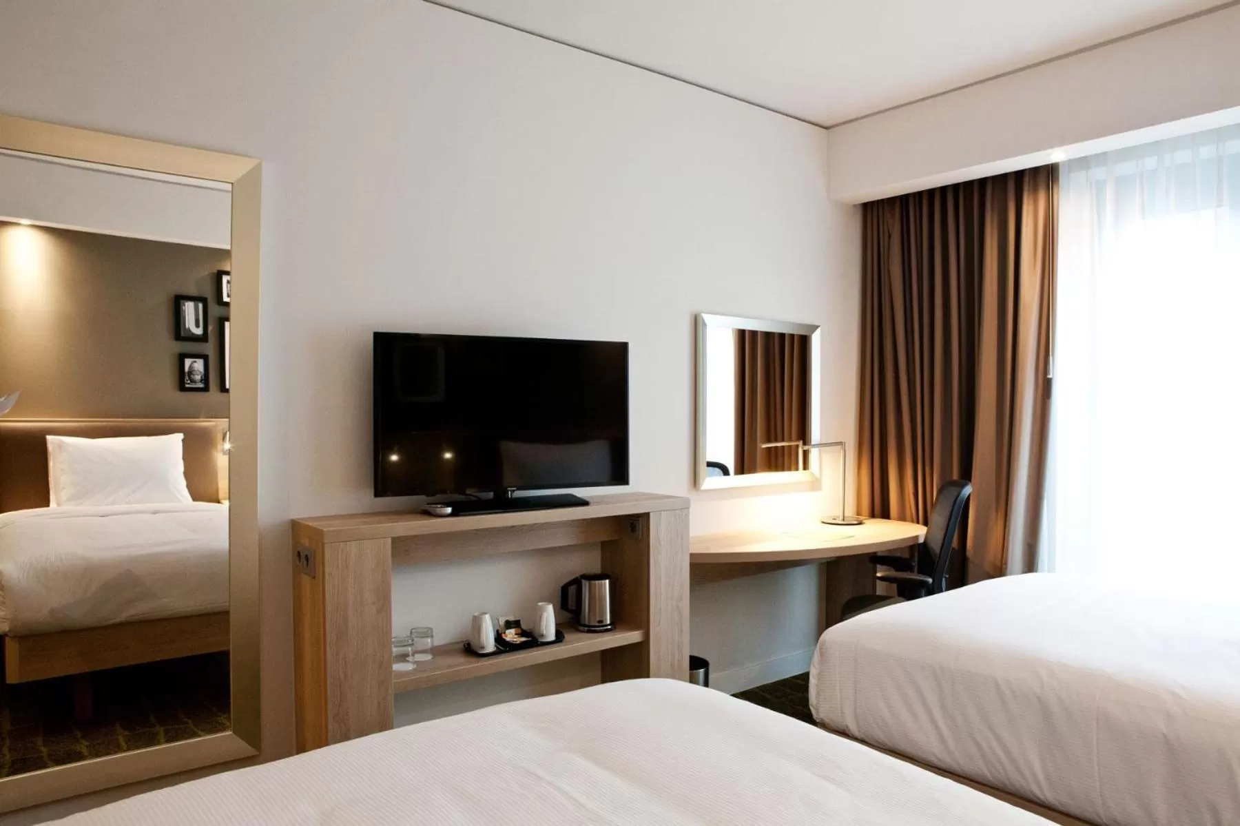 TV and multimedia, Bed in Hampton By Hilton Dortmund Phoenix See