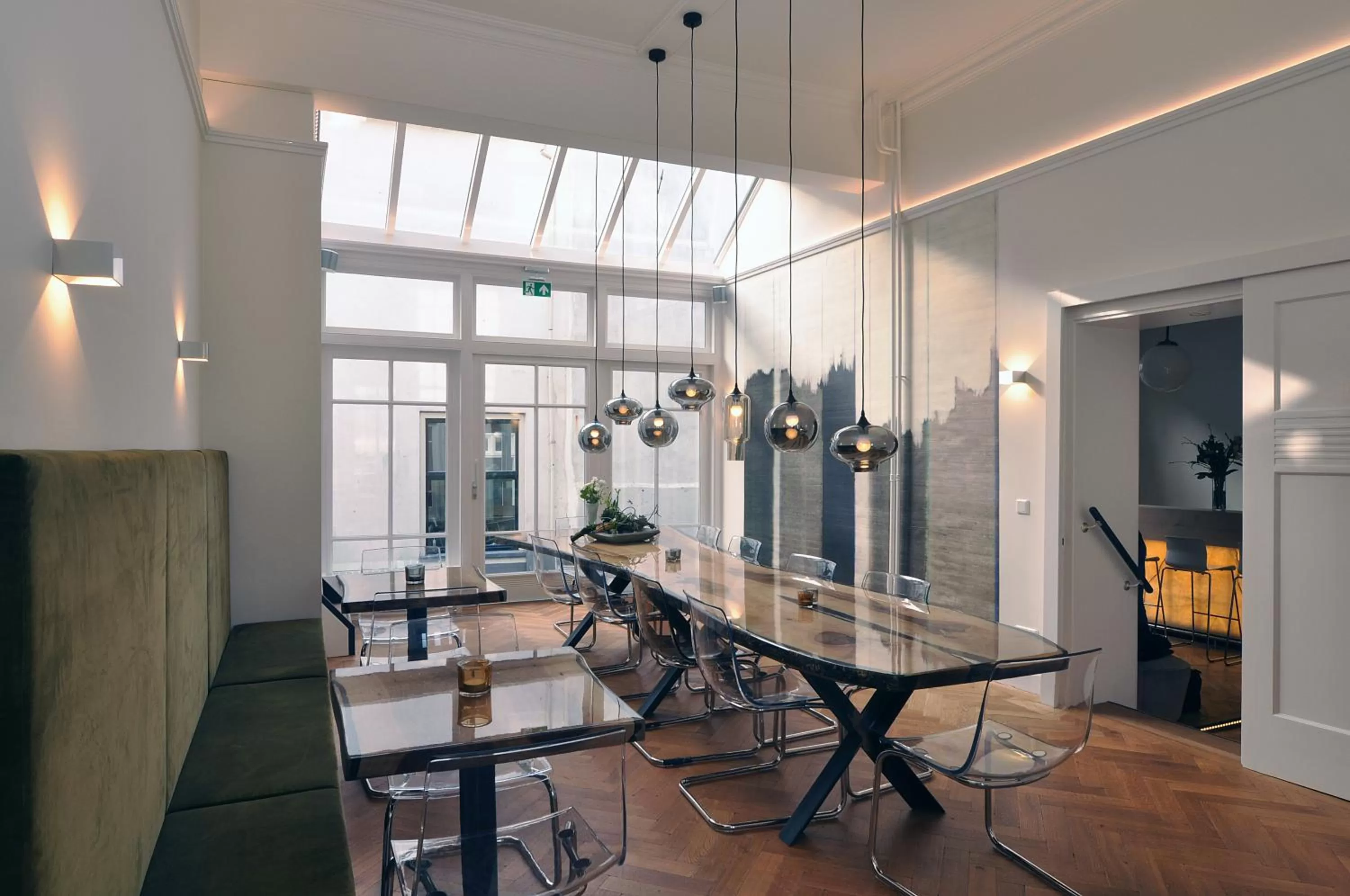 Communal lounge/ TV room in Boetiek Hotel Kampen