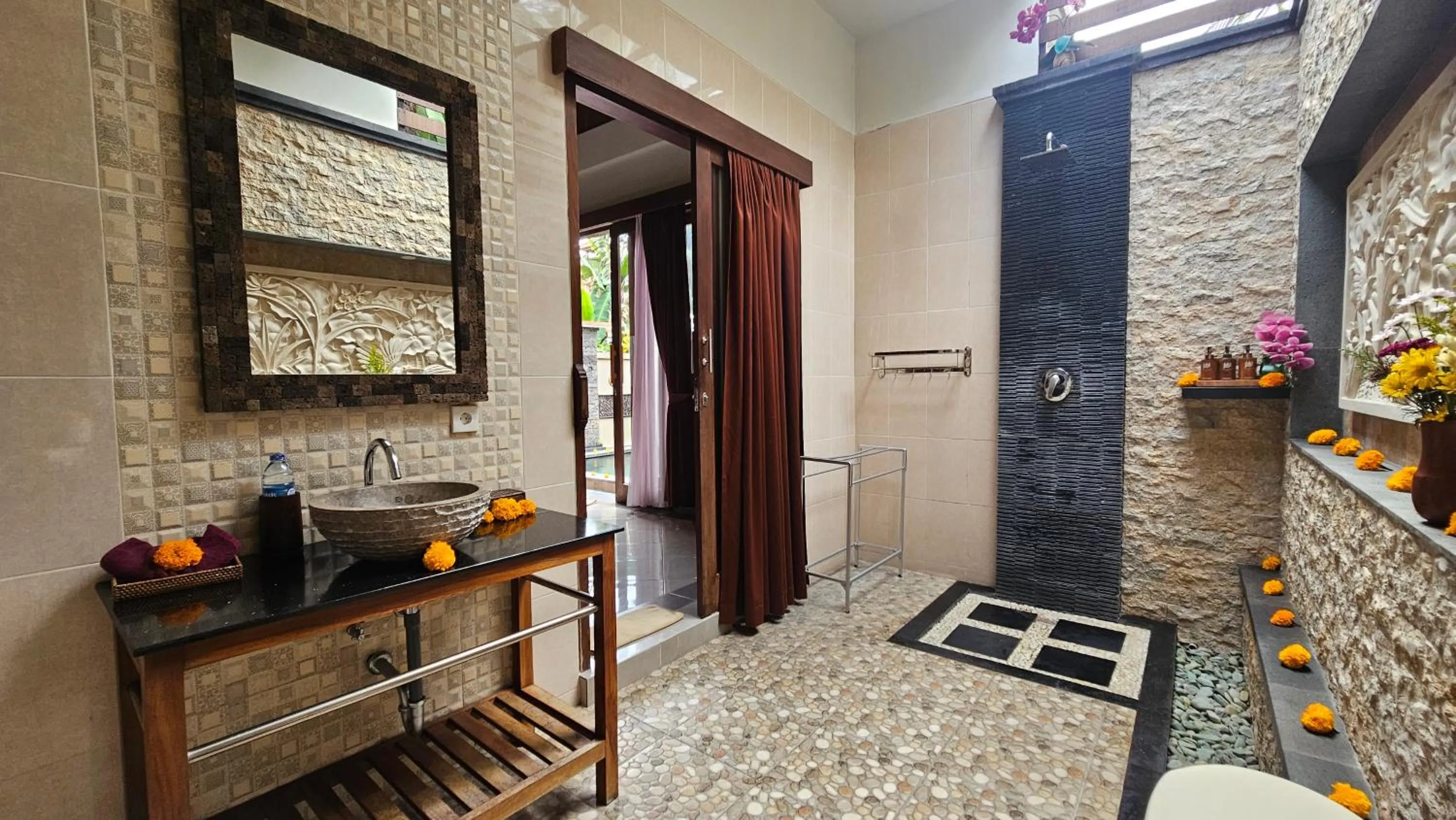 Bathroom in Ubud Paradise Villa