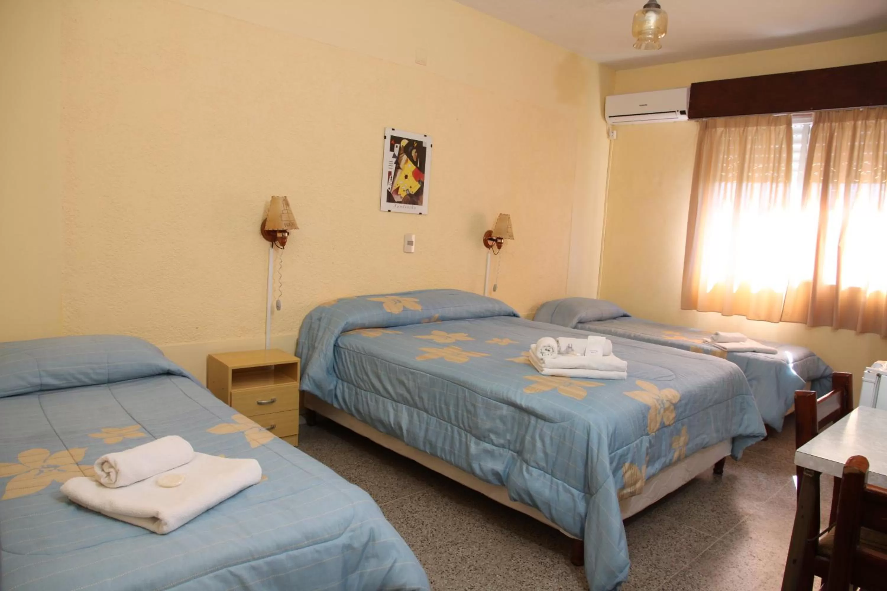 Bed in Hotel Internacional