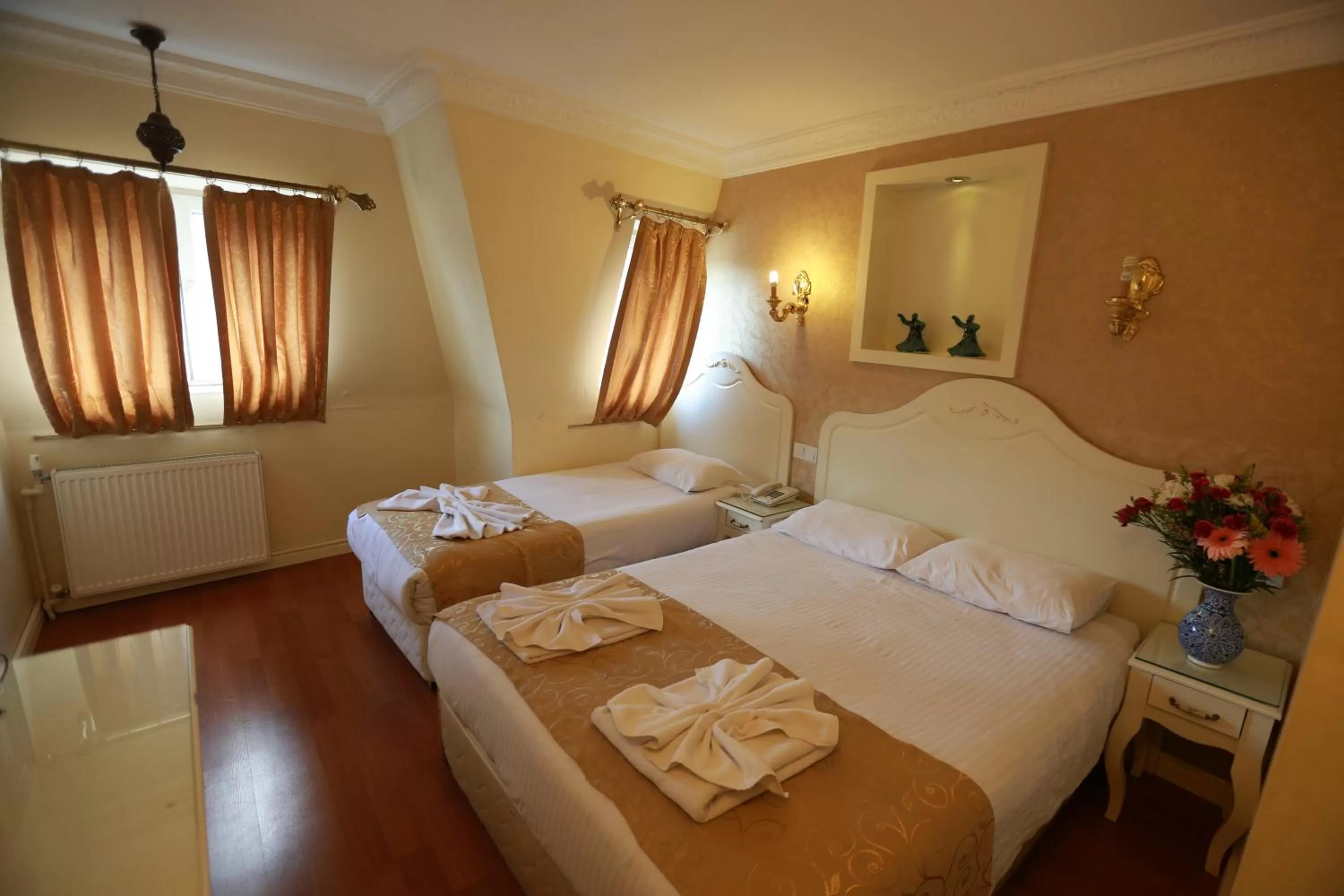 Day, Bed in Sirkeci Park Hotel