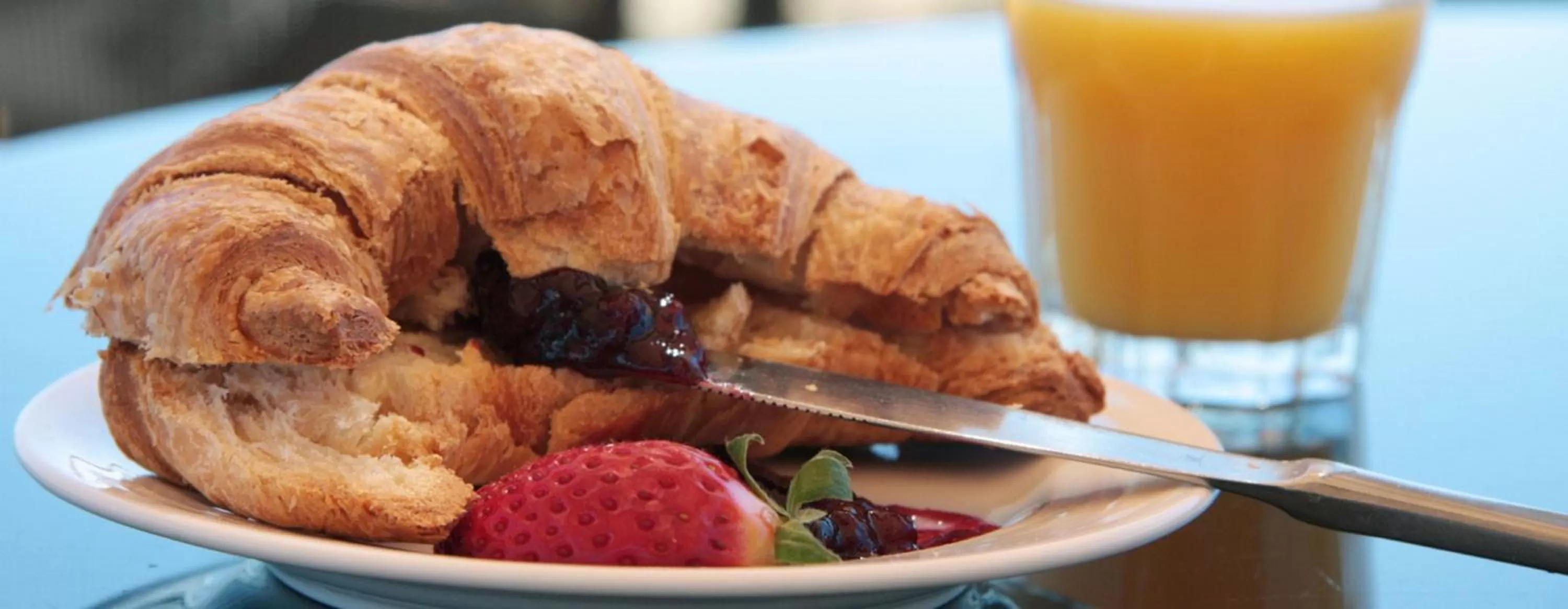 Food and drinks in Eco Beach Wilderness Retreat