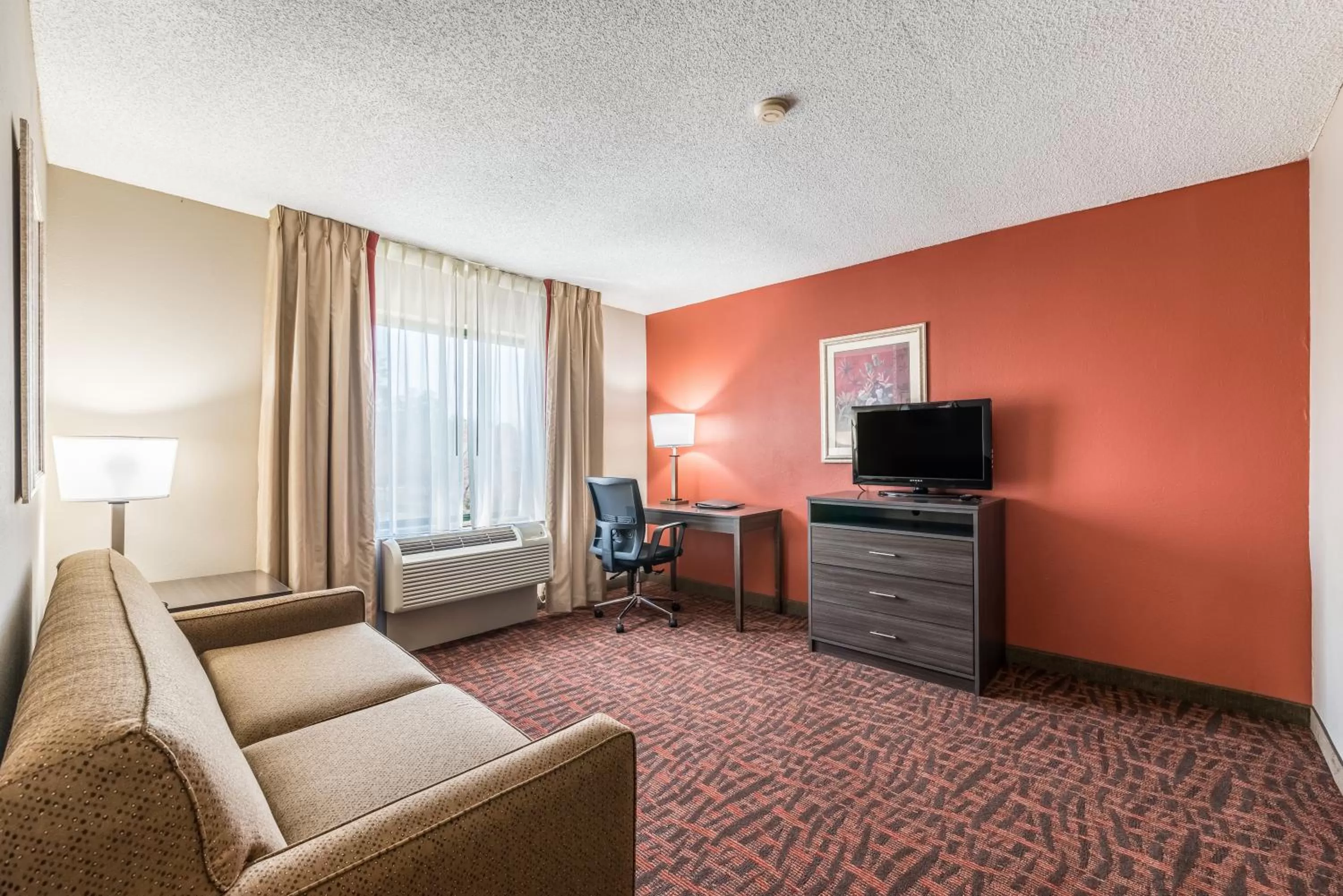 Lake Norman Inn and Suites